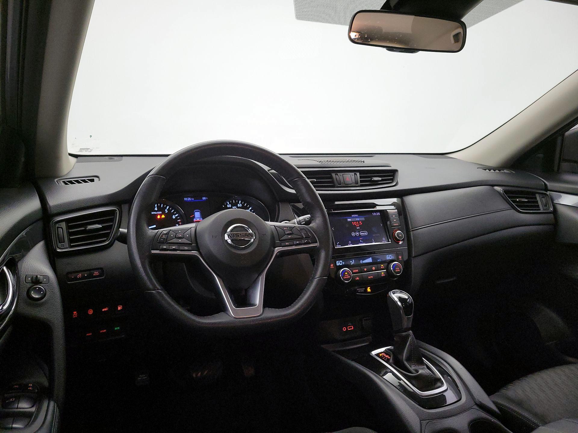 Thumbnail: 2019 Nissan Rogue - 9