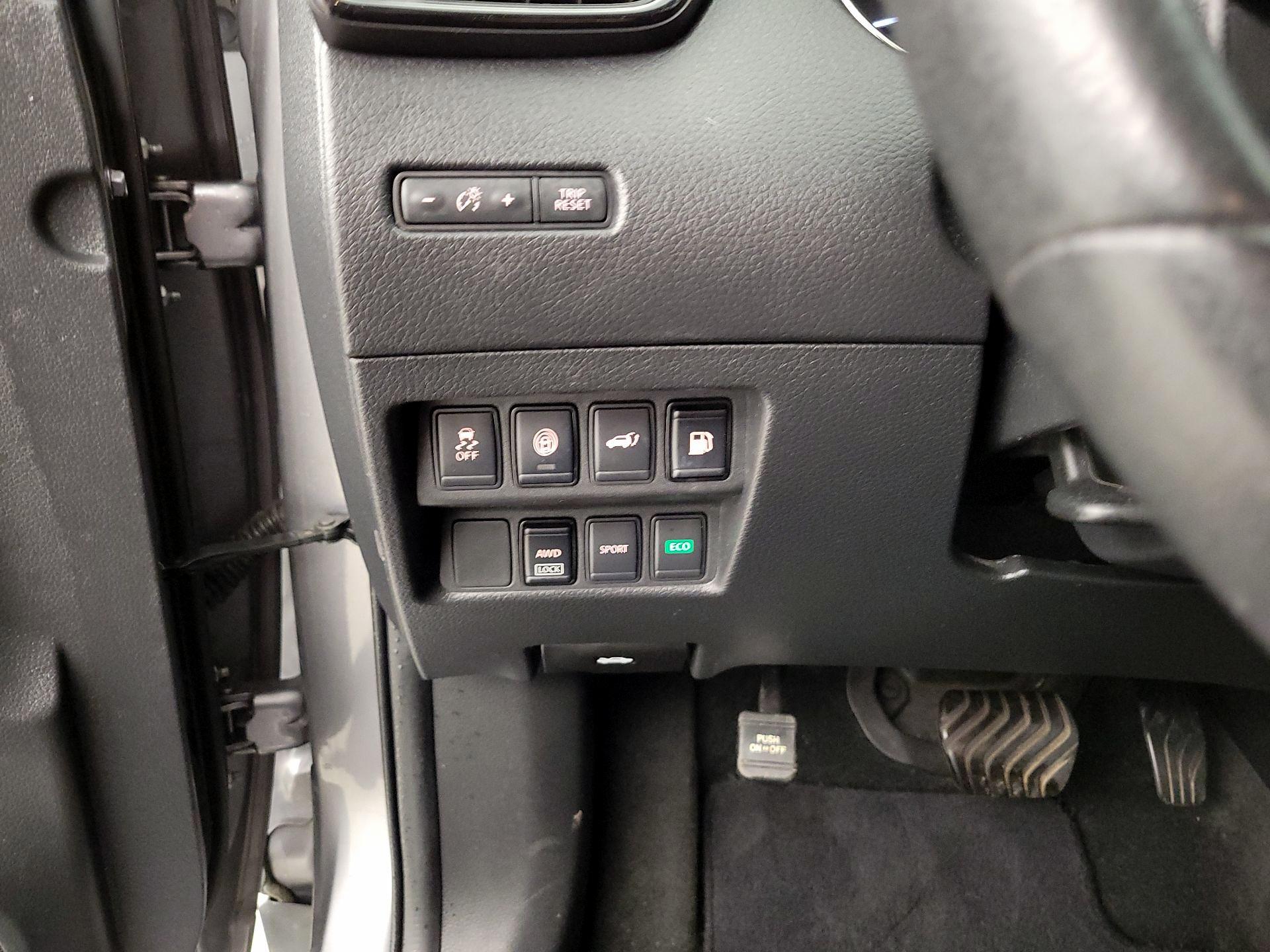 Thumbnail: 2019 Nissan Rogue - 13