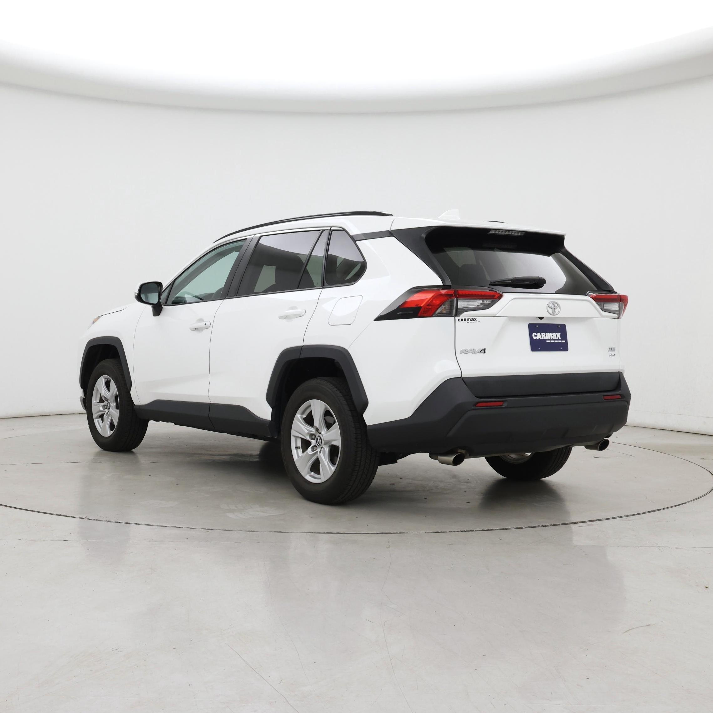 Thumbnail: 2019 Toyota RAV4 - 2