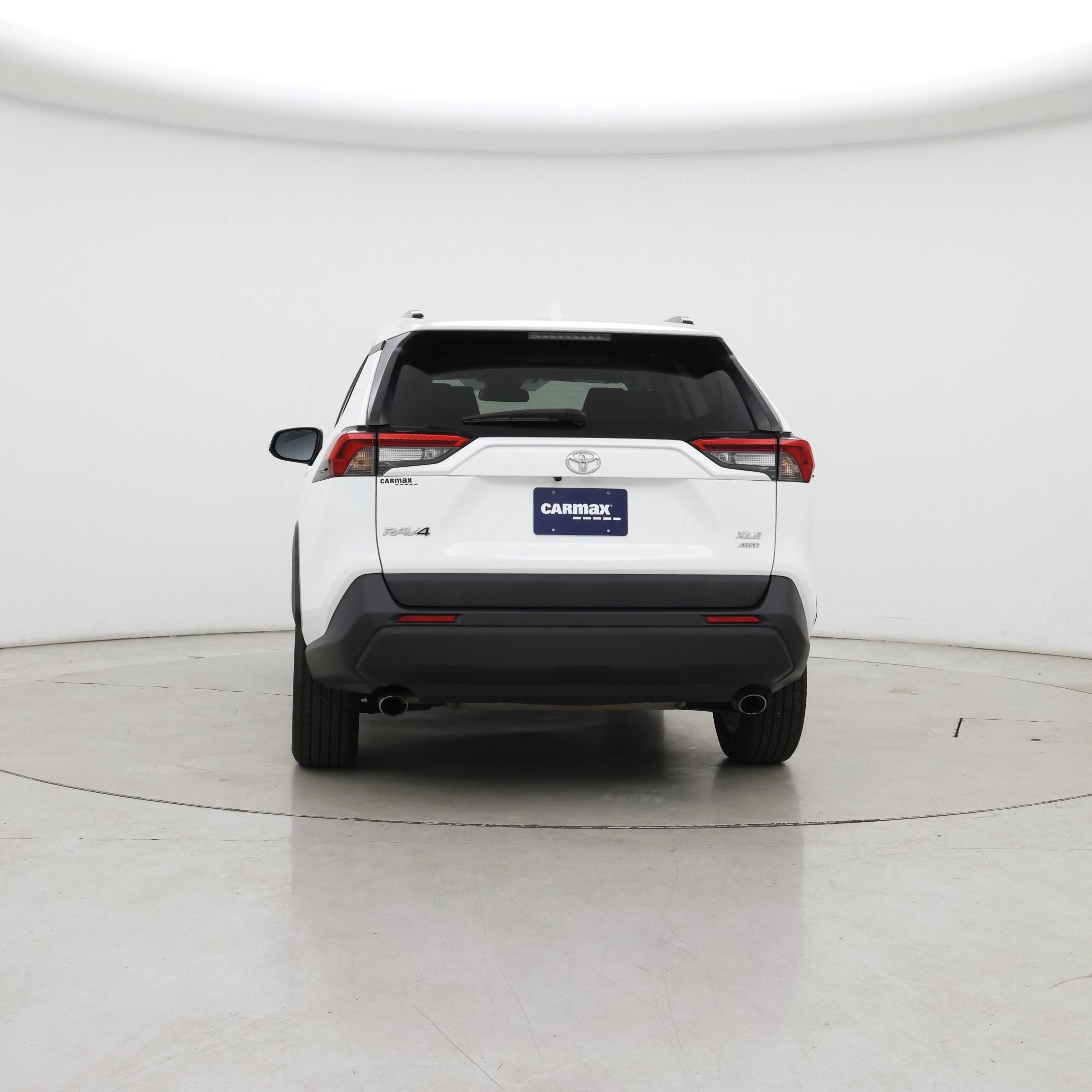 Thumbnail: 2019 Toyota RAV4 - 6