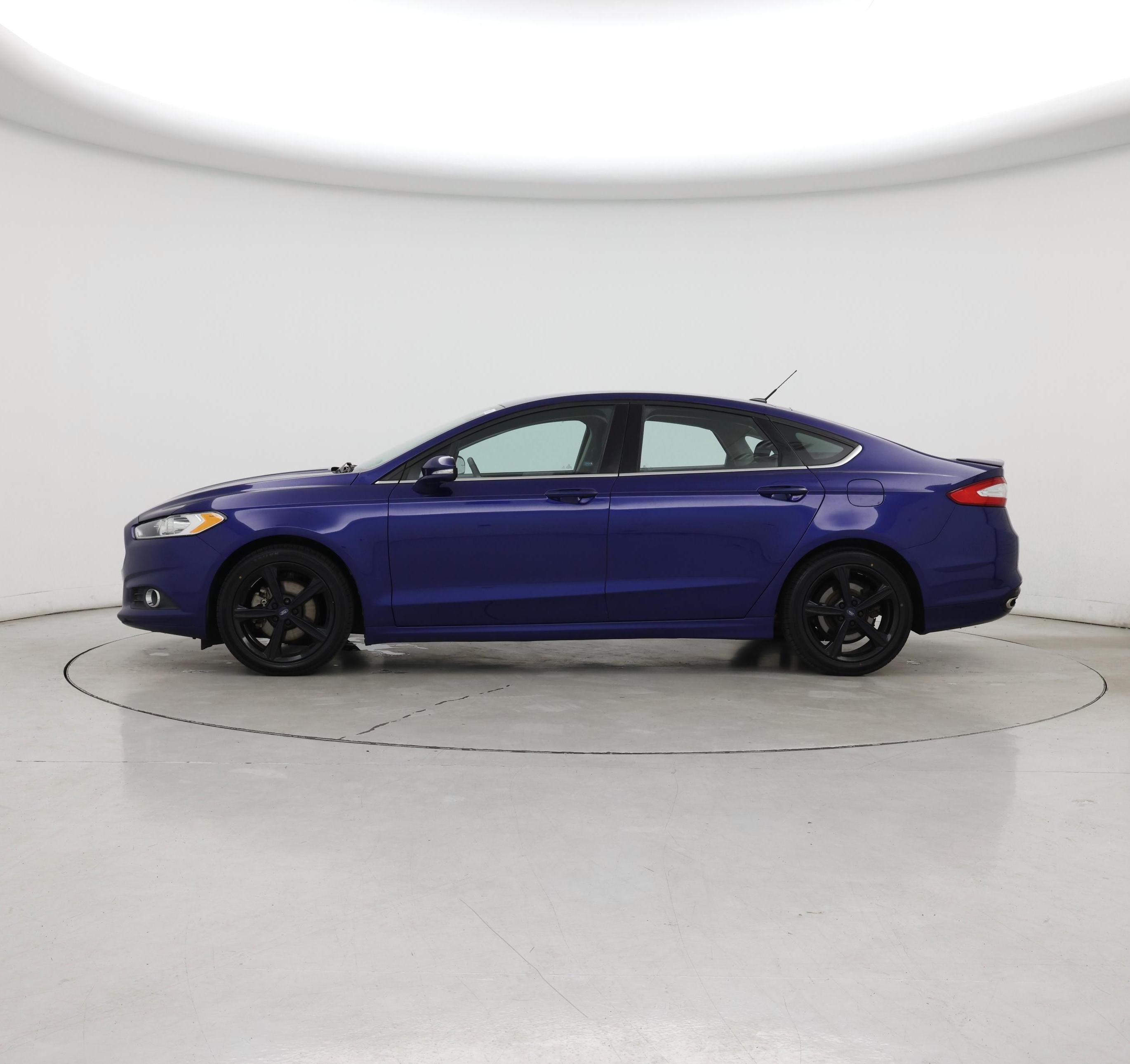Thumbnail: 2016 Ford Fusion - 3