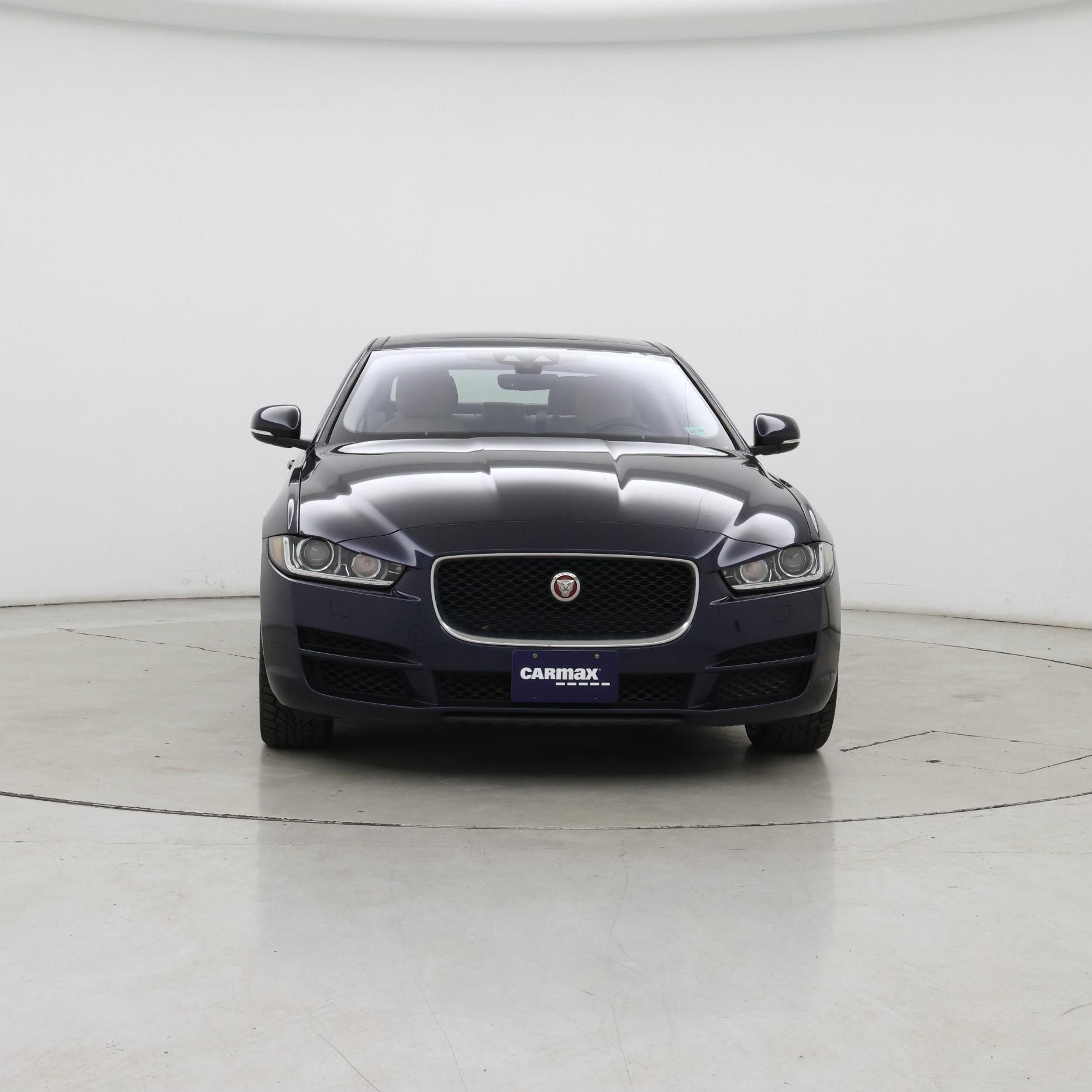 Thumbnail: 2019 Jaguar XE - 5