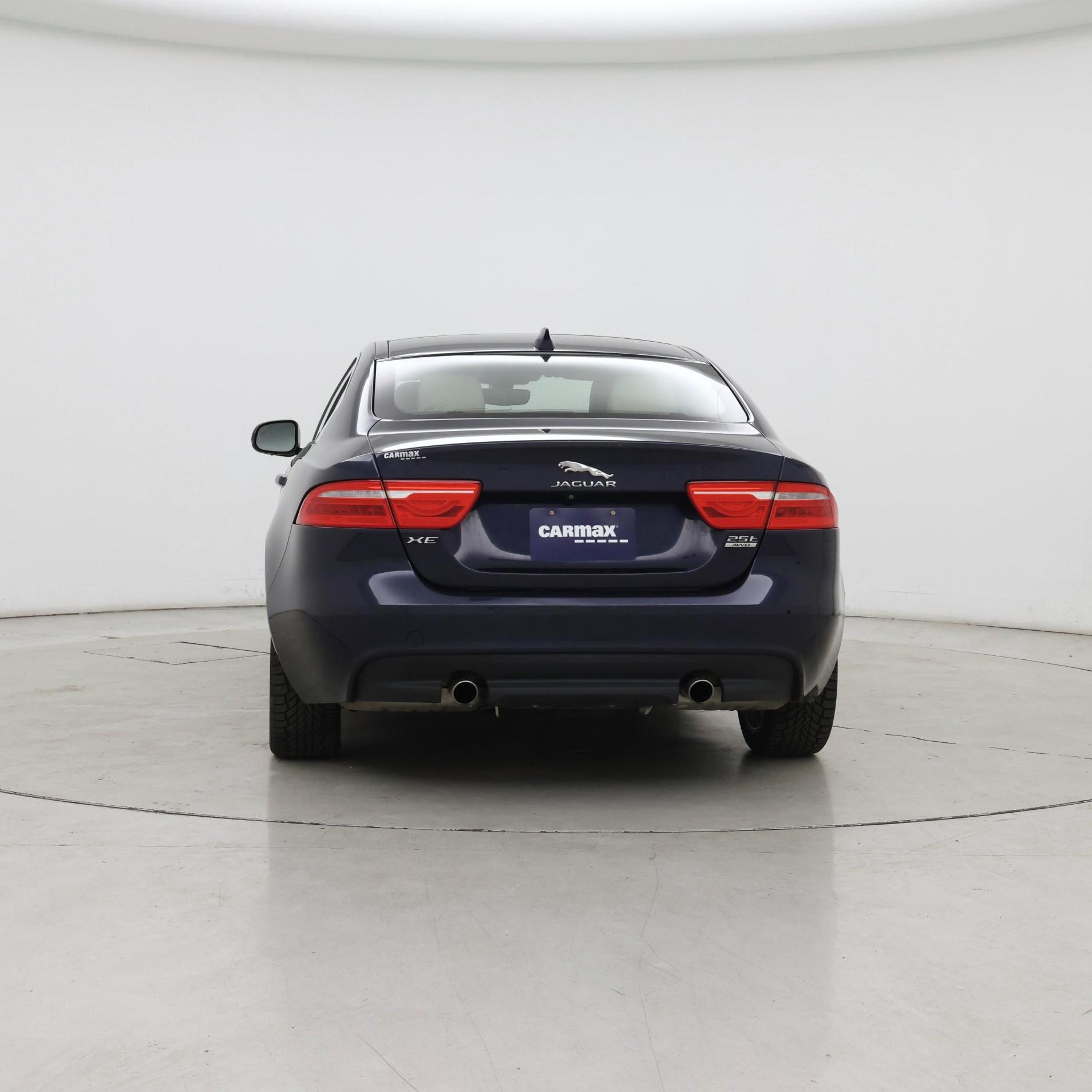 Thumbnail: 2019 Jaguar XE - 6