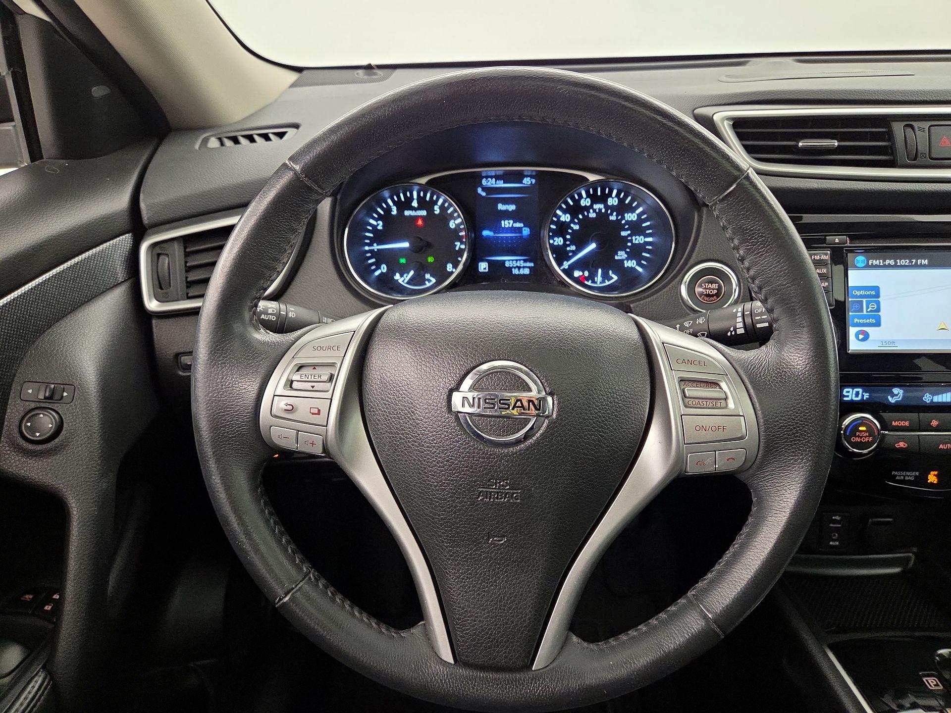 Thumbnail: 2015 Nissan Rogue - 10