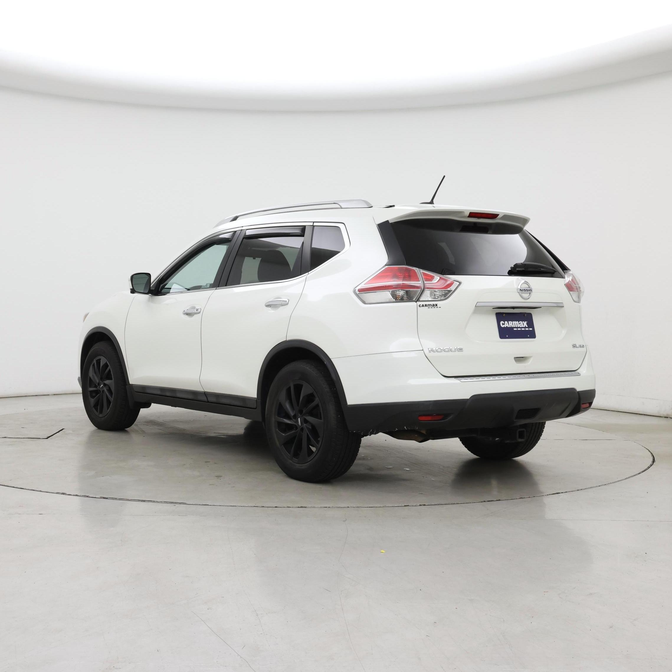 Thumbnail: 2015 Nissan Rogue - 2