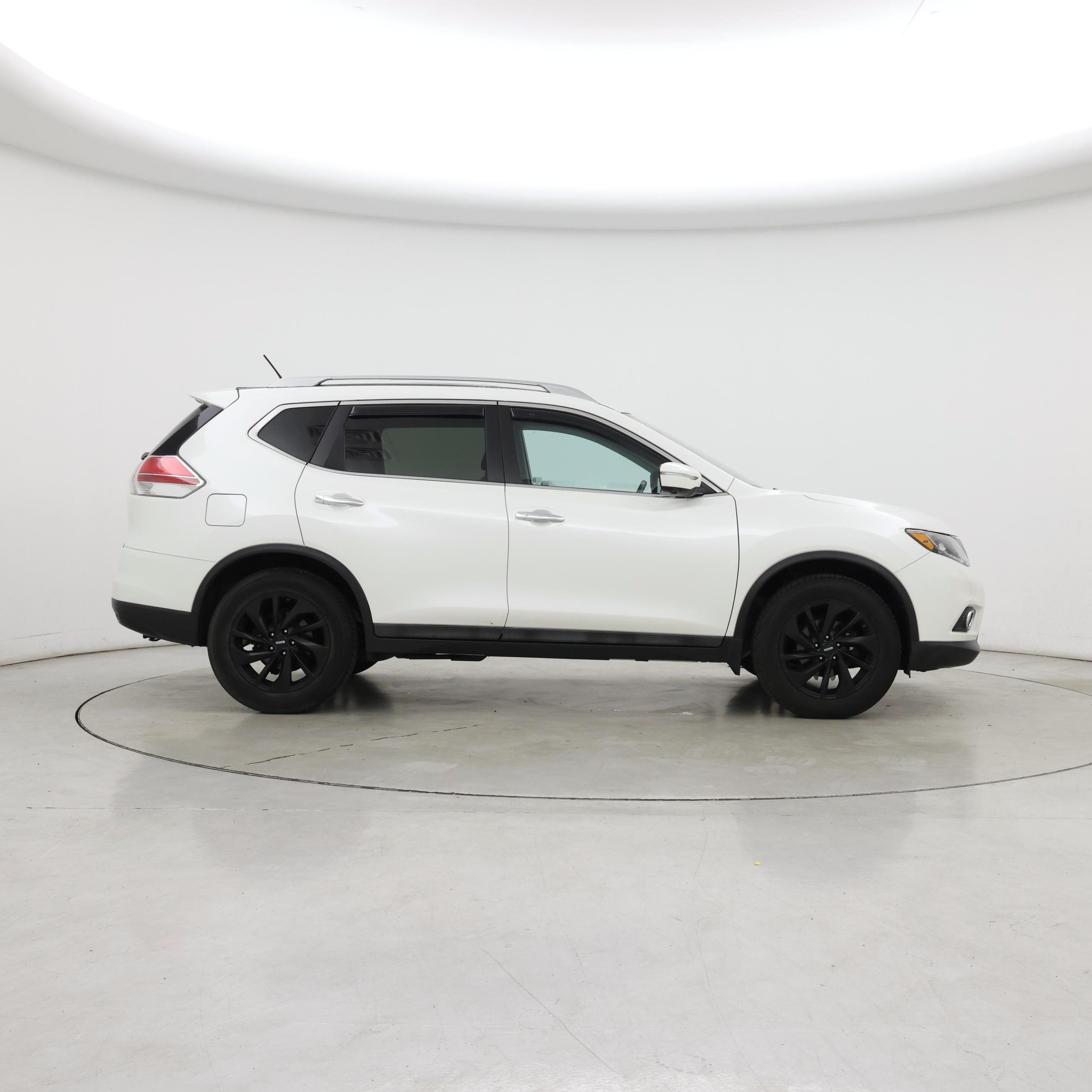 Thumbnail: 2015 Nissan Rogue - 7