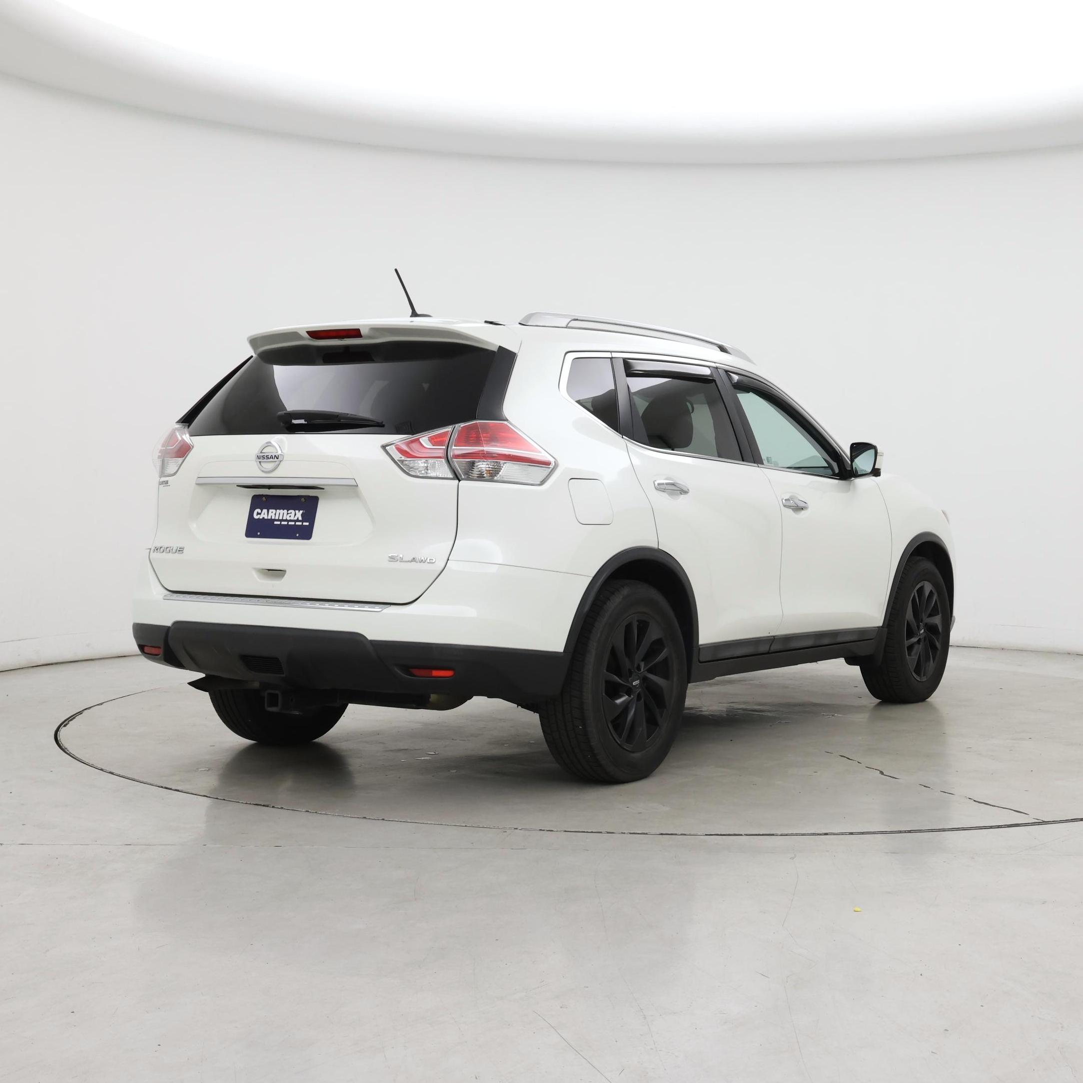 Thumbnail: 2015 Nissan Rogue - 8
