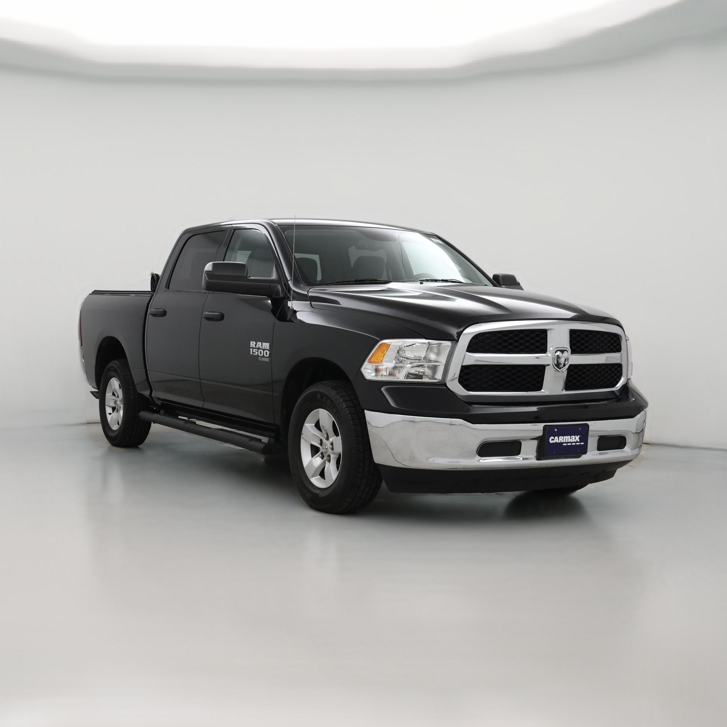 Thumbnail: 2022 RAM 1500 Classic - 1