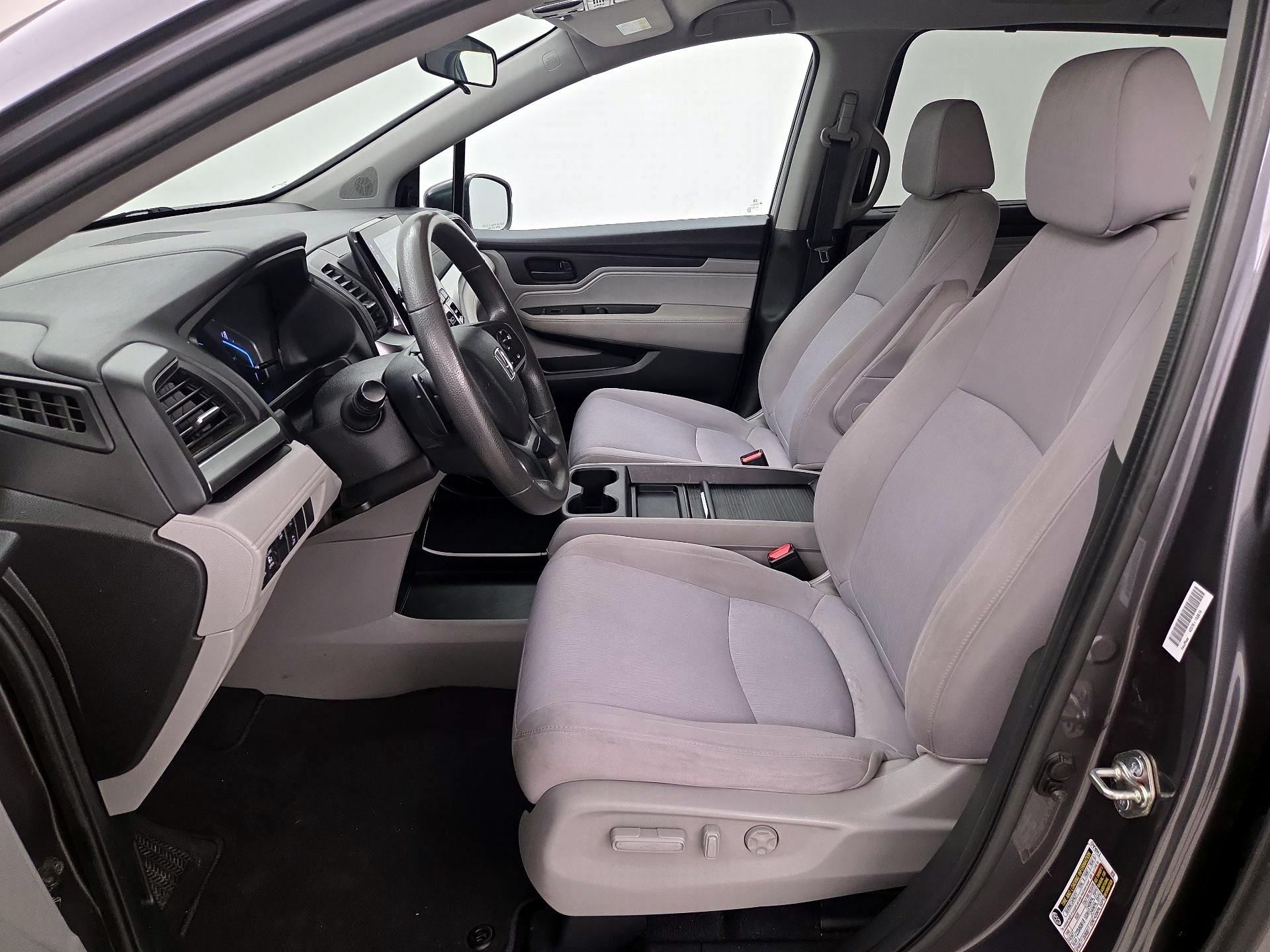 Thumbnail: 2019 Honda Odyssey - 11