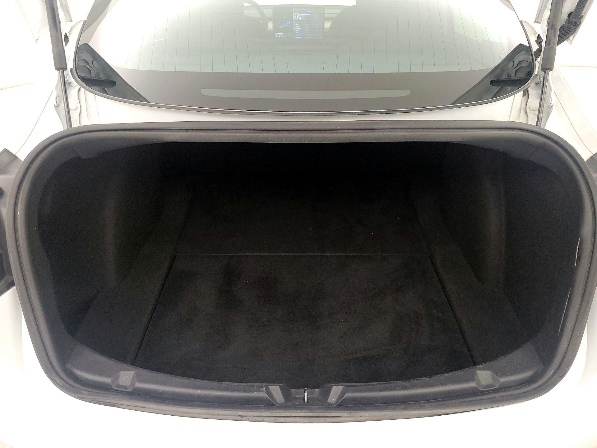 Thumbnail: 2020 Tesla Model 3 - 19
