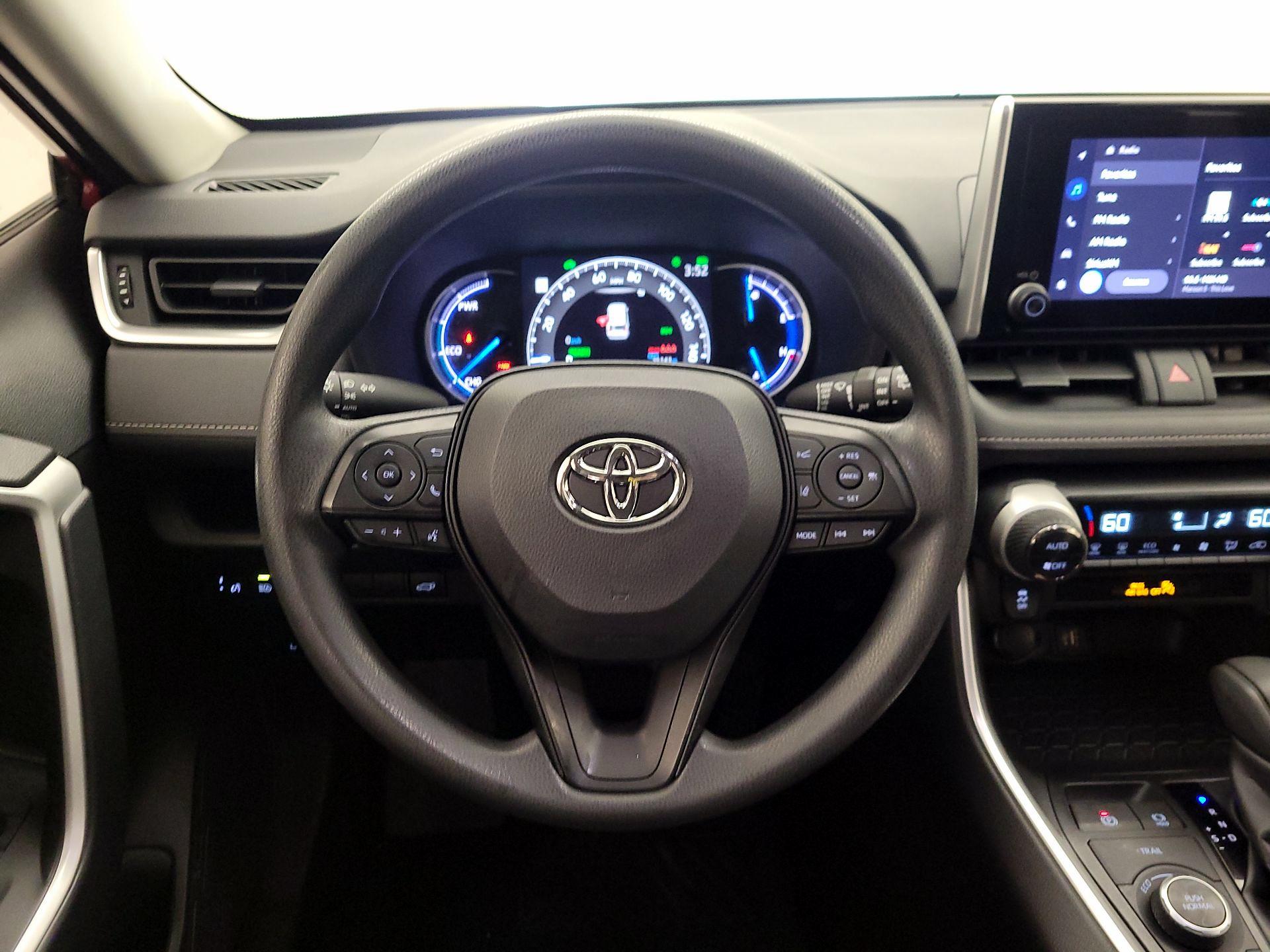 Thumbnail: 2024 Toyota RAV4 - 10