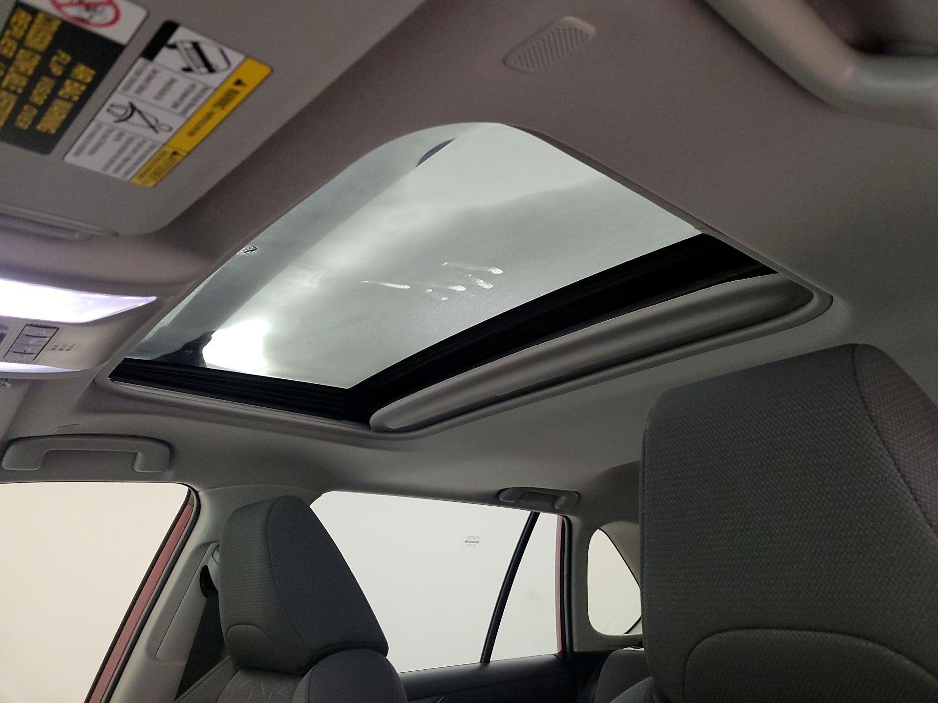 Thumbnail: 2024 Toyota RAV4 - 19