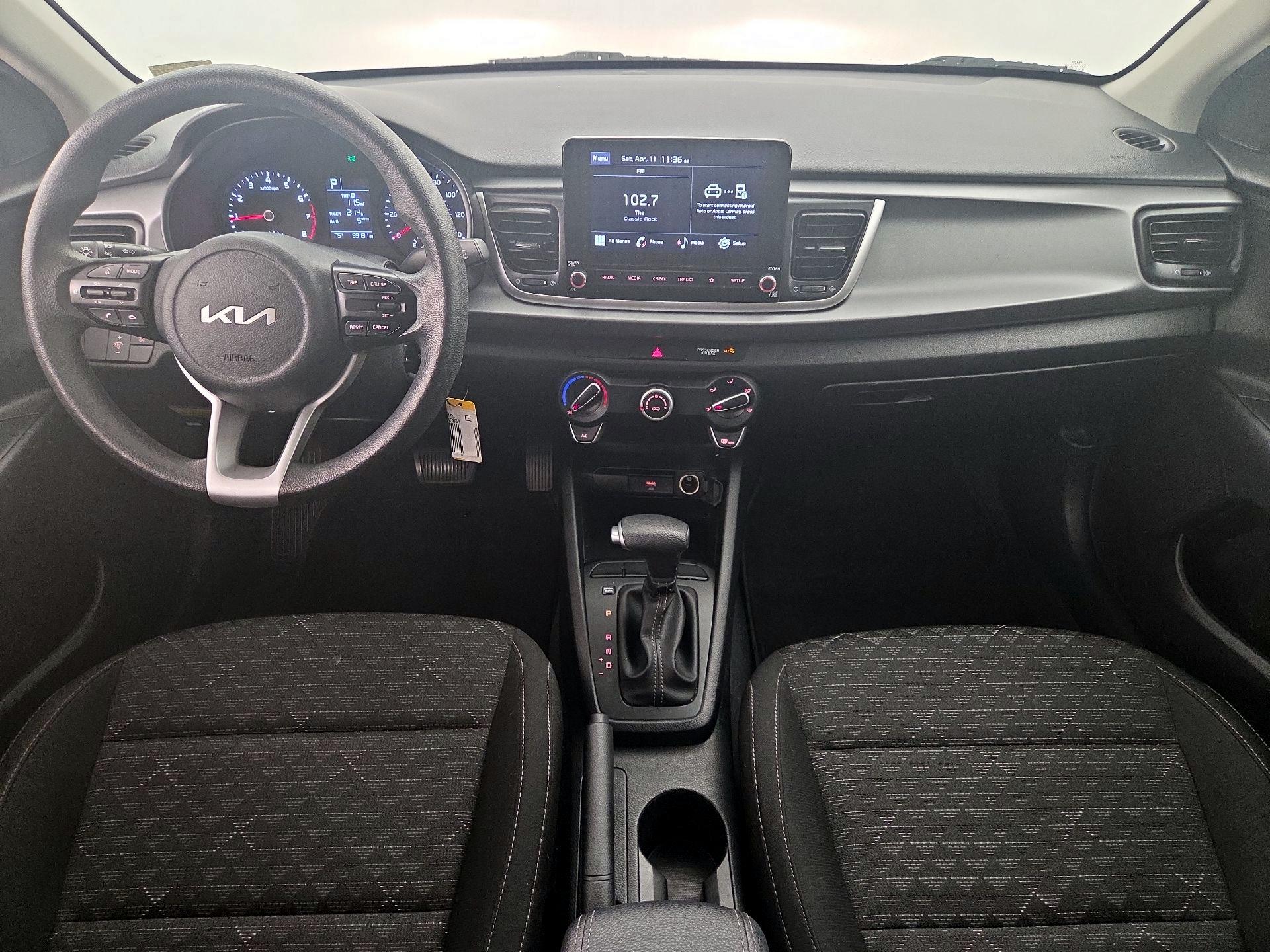 Thumbnail: 2022 Kia Rio - 9