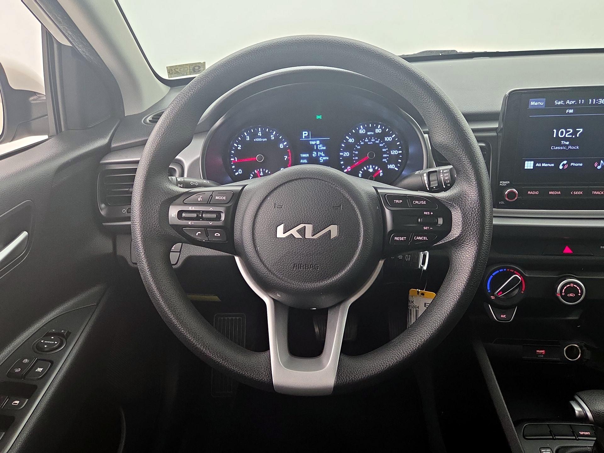 Thumbnail: 2022 Kia Rio - 10