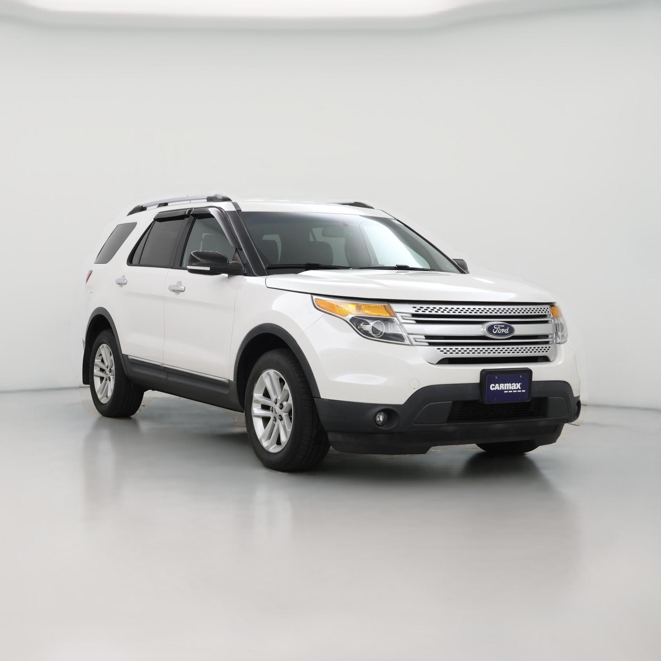 Thumbnail: 2015 Ford Explorer - 1