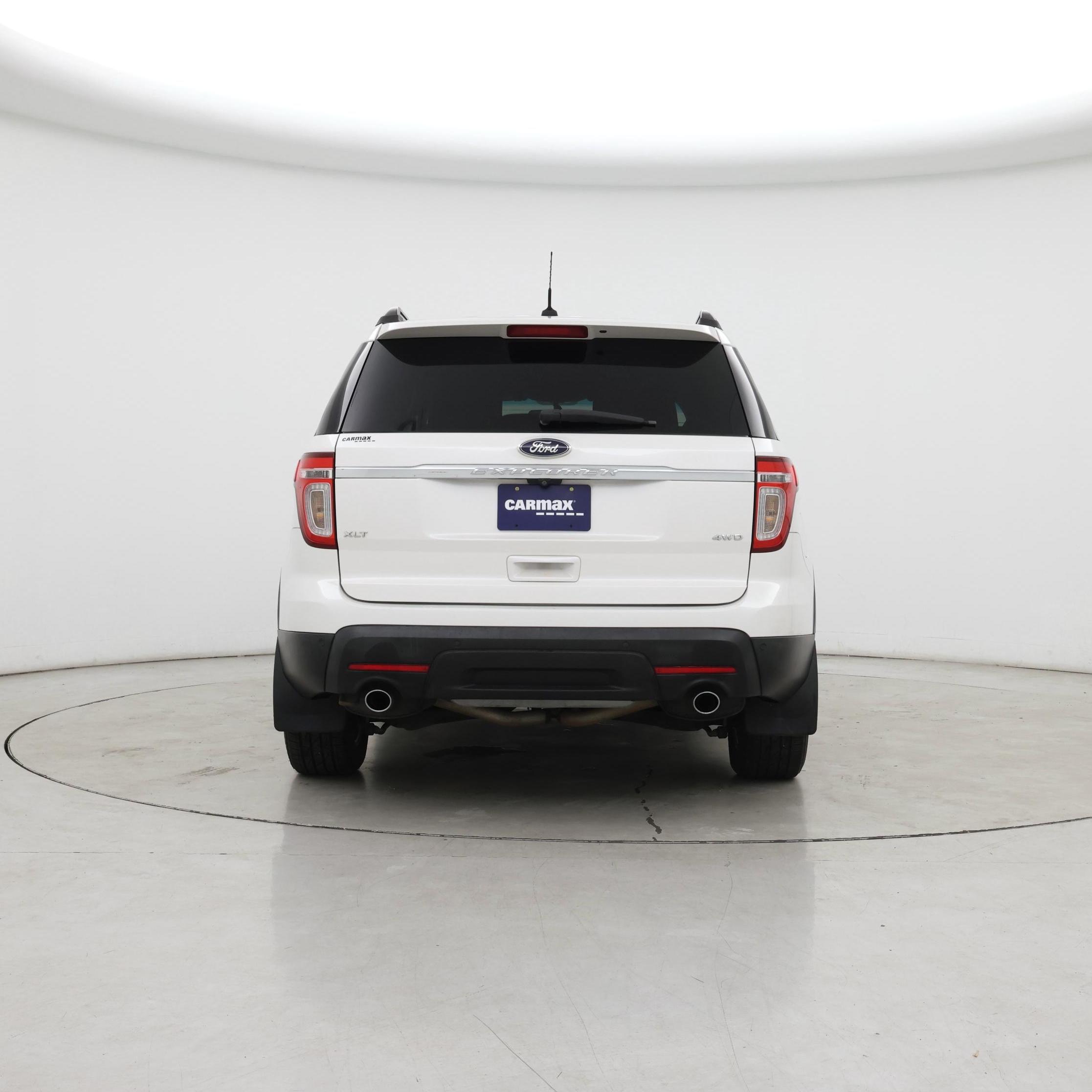 Thumbnail: 2015 Ford Explorer - 6