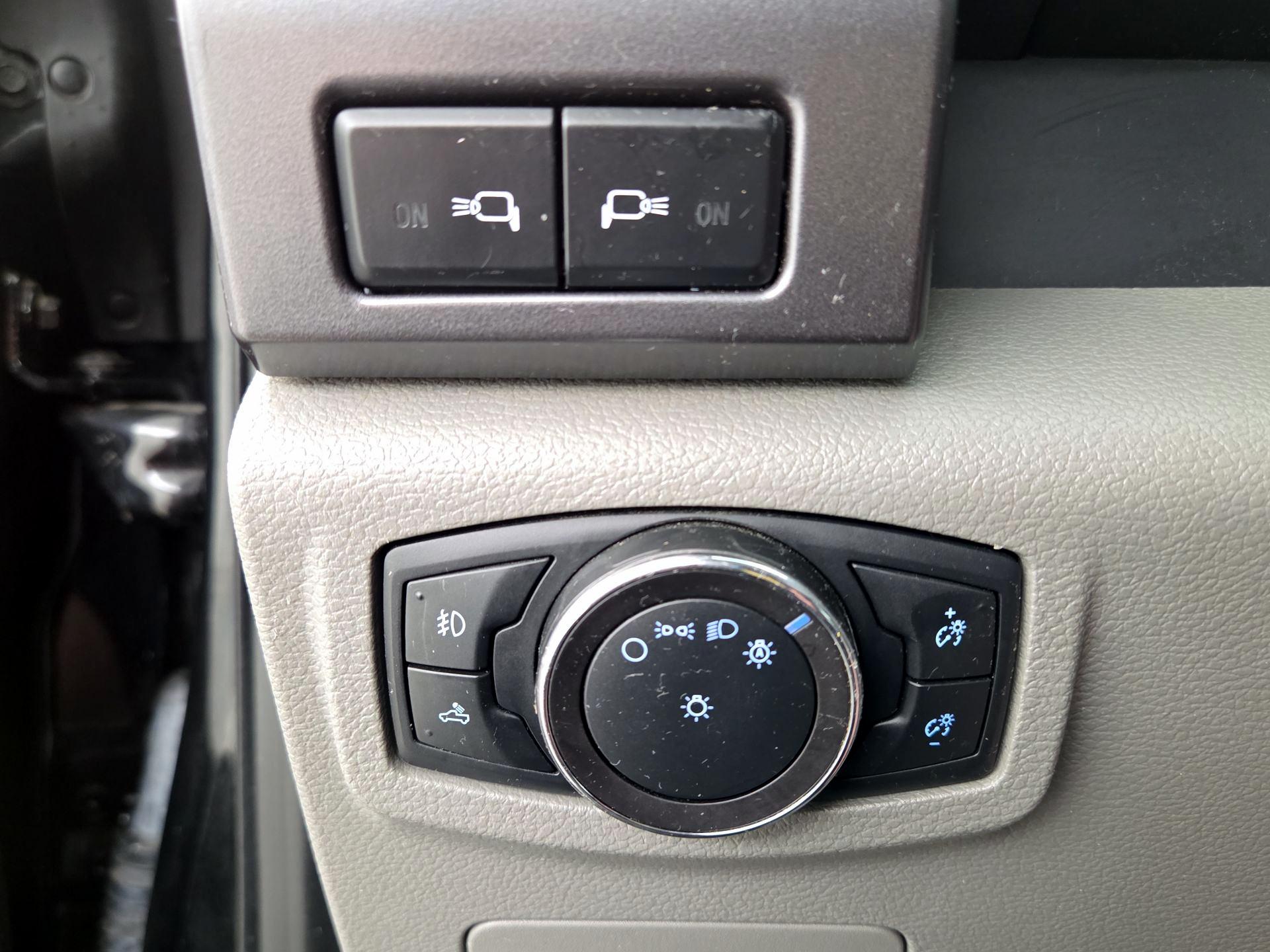 Thumbnail: 2018 Ford F-150 - 13