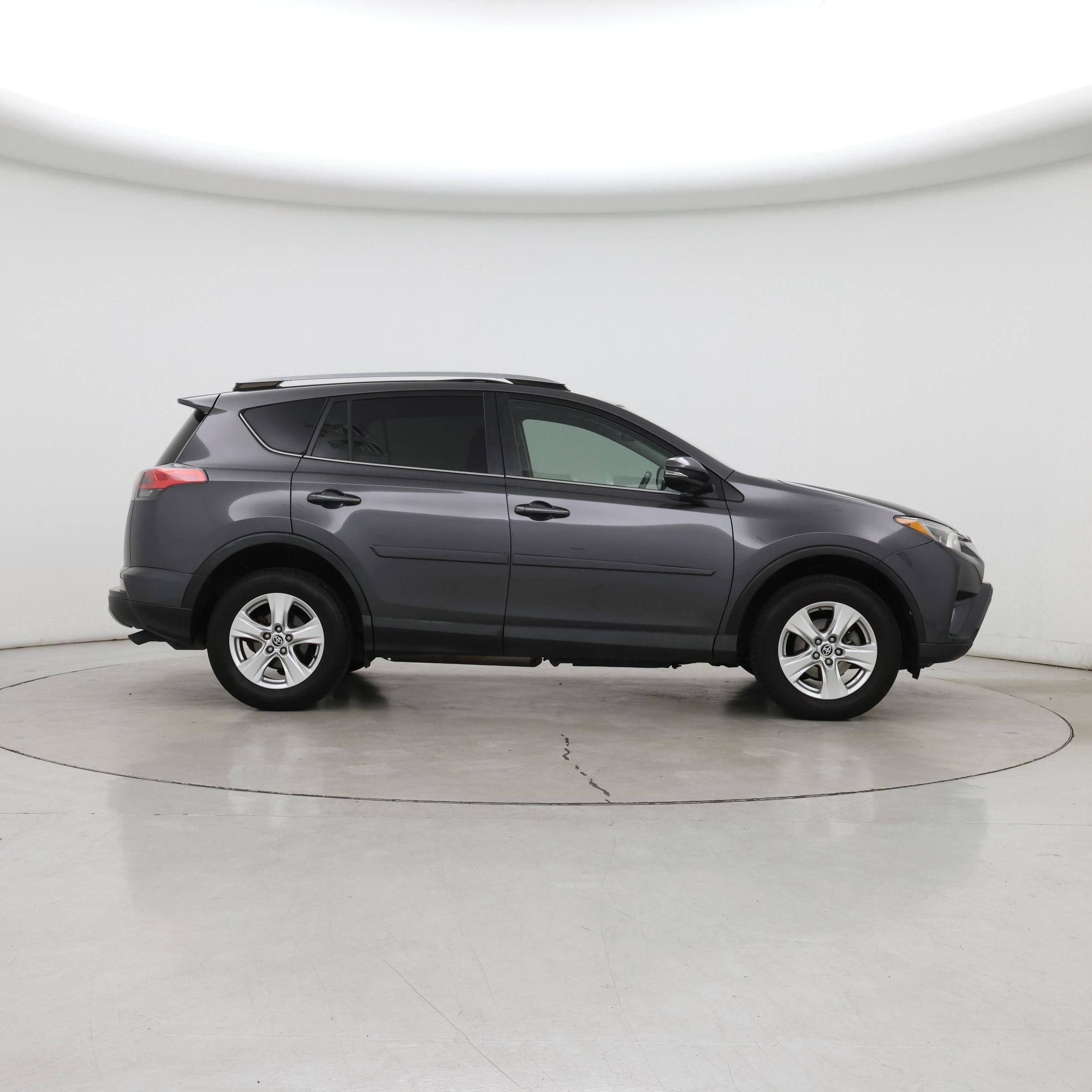 Thumbnail: 2018 Toyota RAV4 - 7
