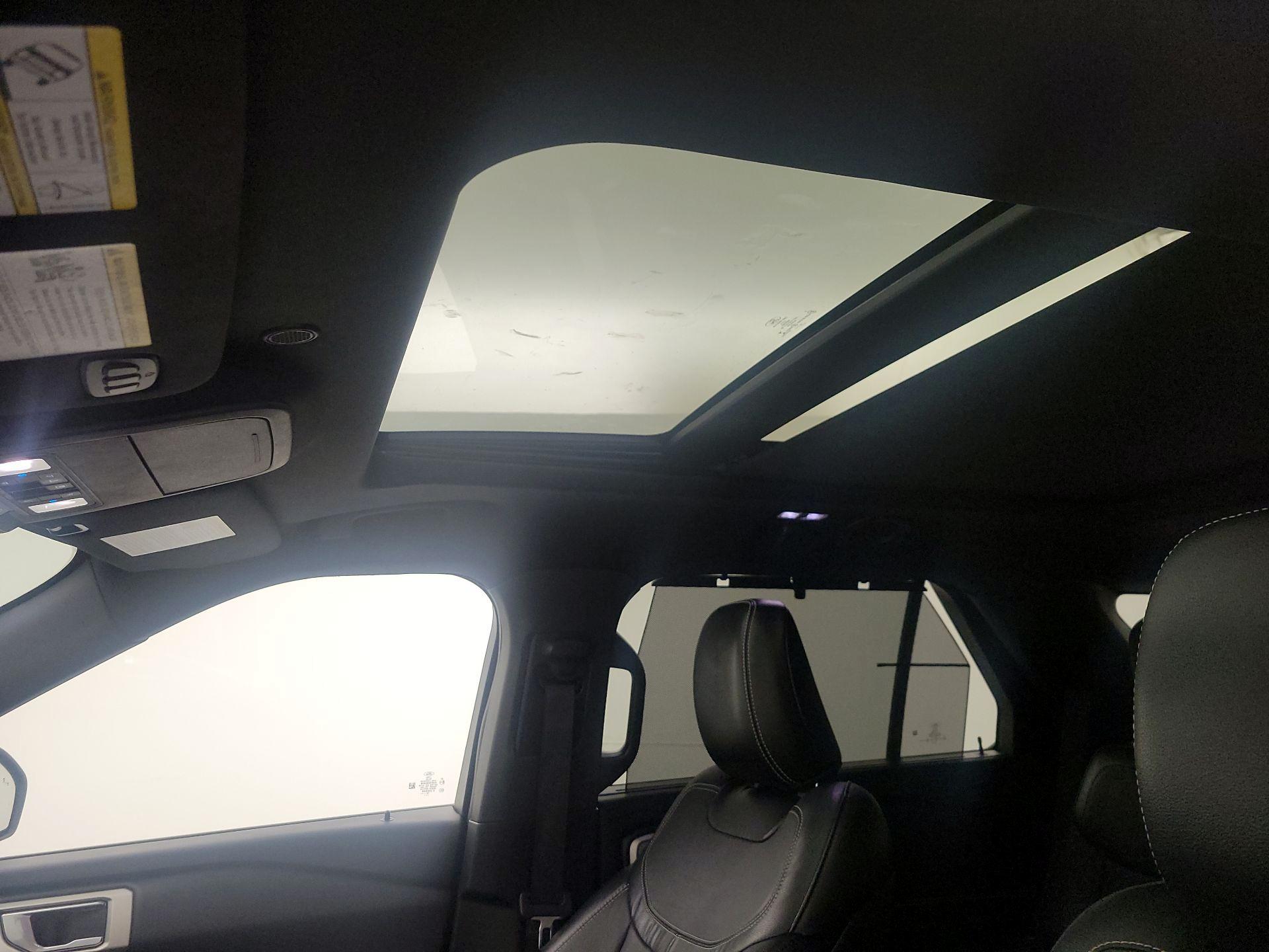 Thumbnail: 2020 Ford Explorer - 20