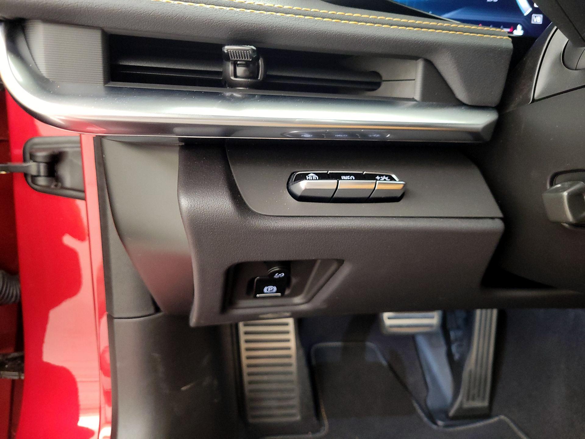 Thumbnail: 2024 Chevrolet Corvette - 13