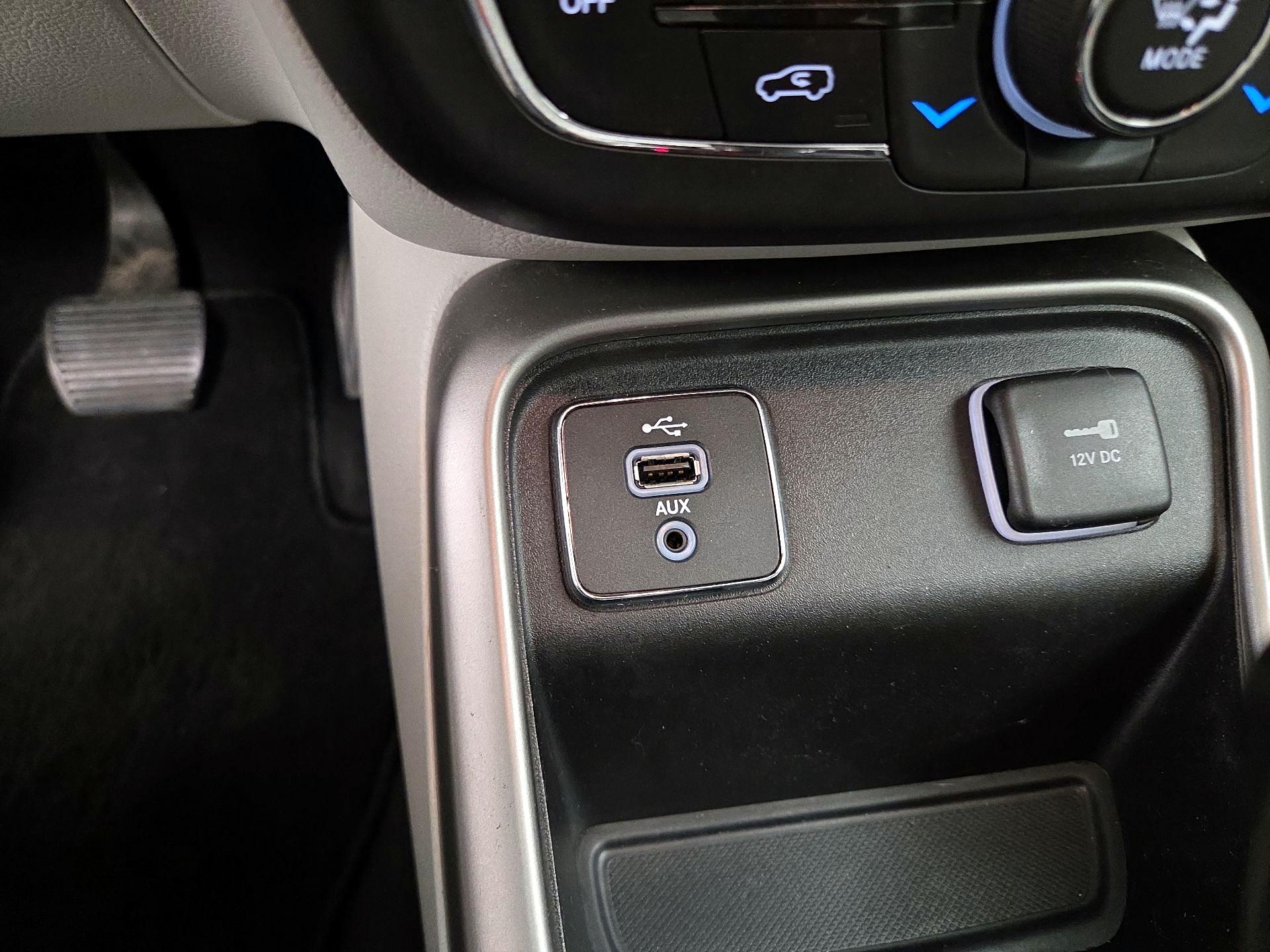 Thumbnail: 2018 Jeep Compass - 18