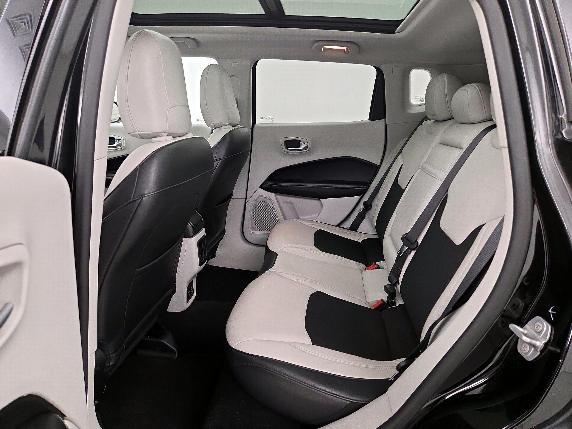 Thumbnail: 2018 Jeep Compass - 20