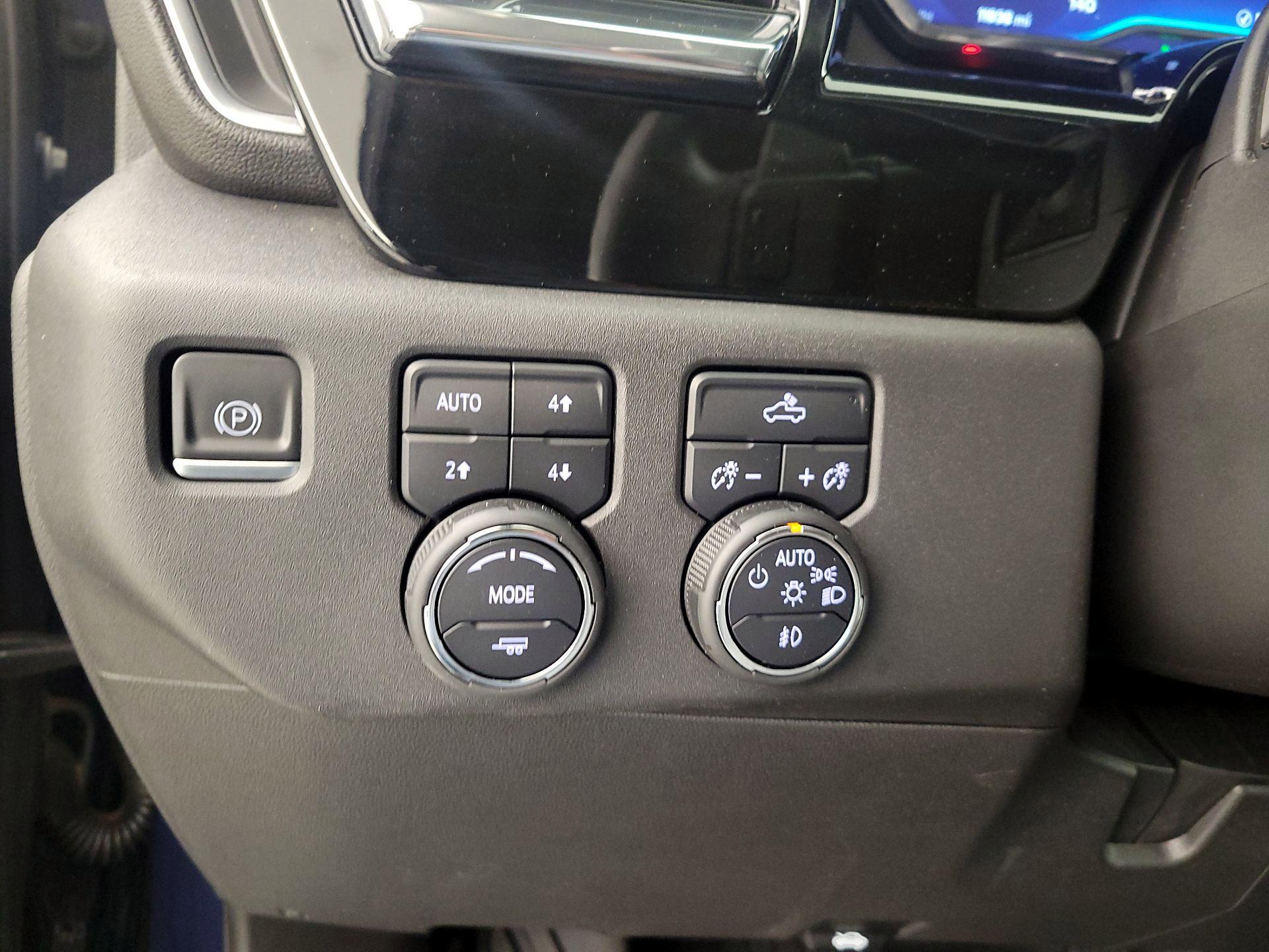 Thumbnail: 2023 Chevrolet Silverado 1500 - 13