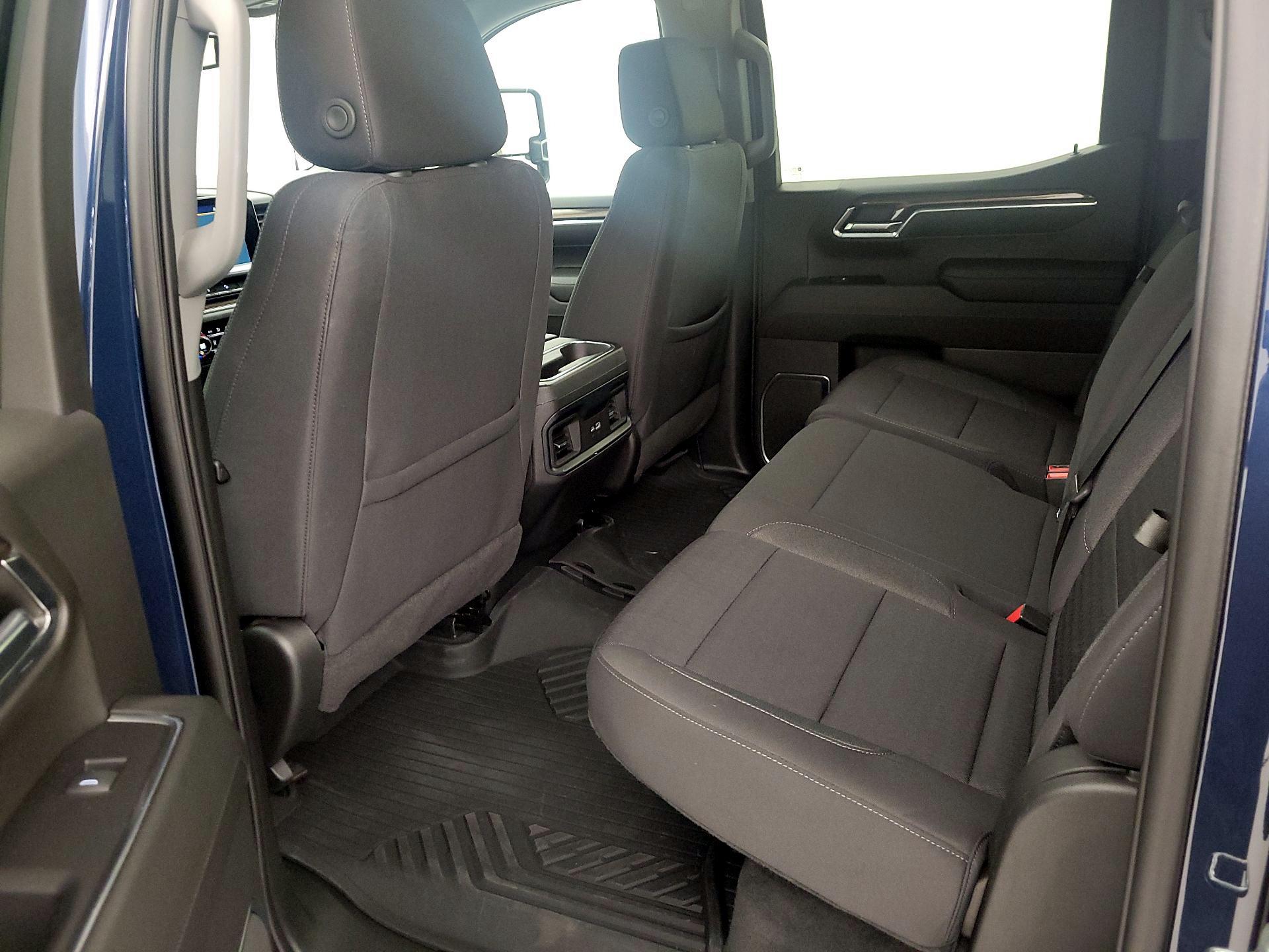 Thumbnail: 2023 Chevrolet Silverado 1500 - 19