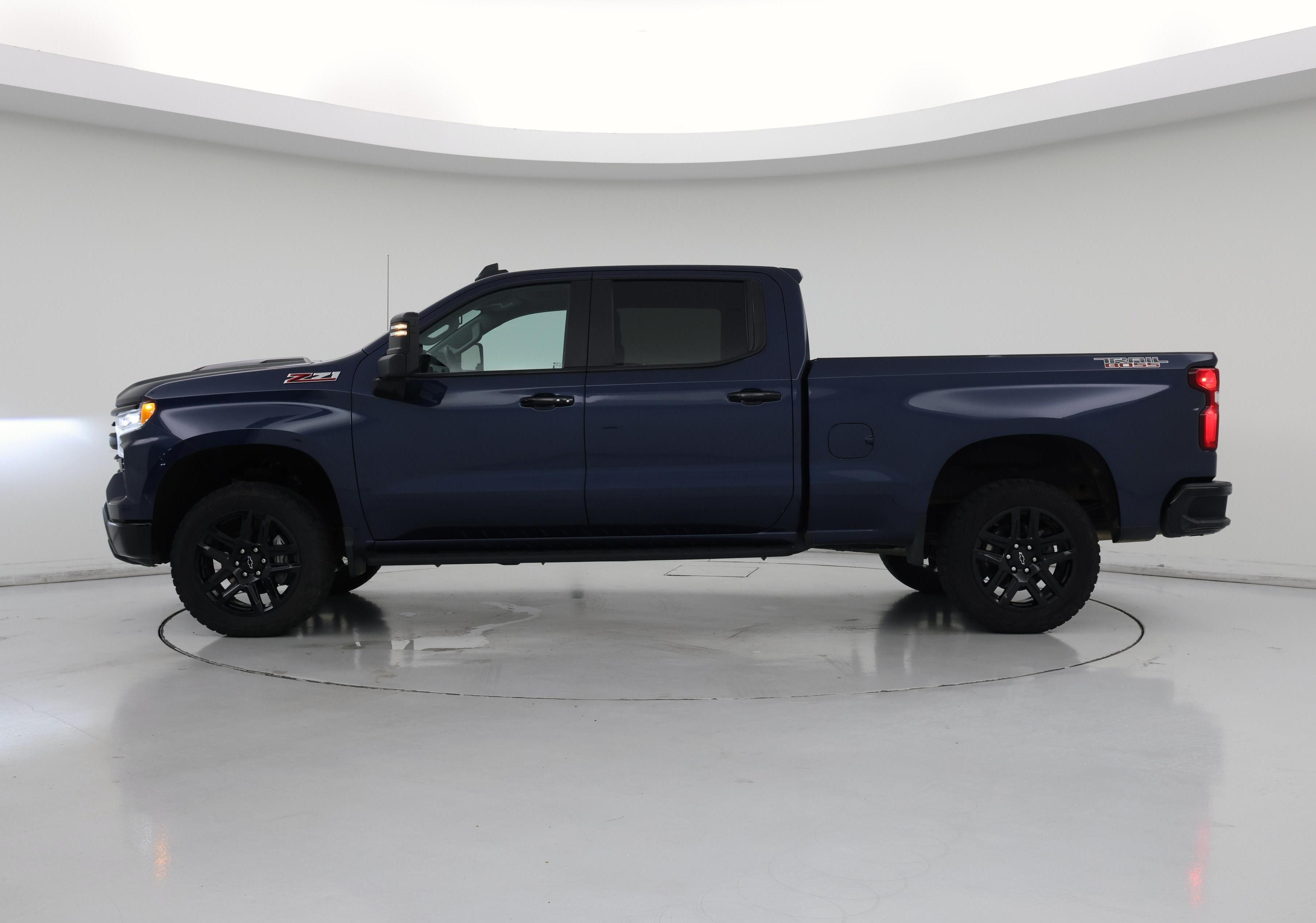 Thumbnail: 2023 Chevrolet Silverado 1500 - 3