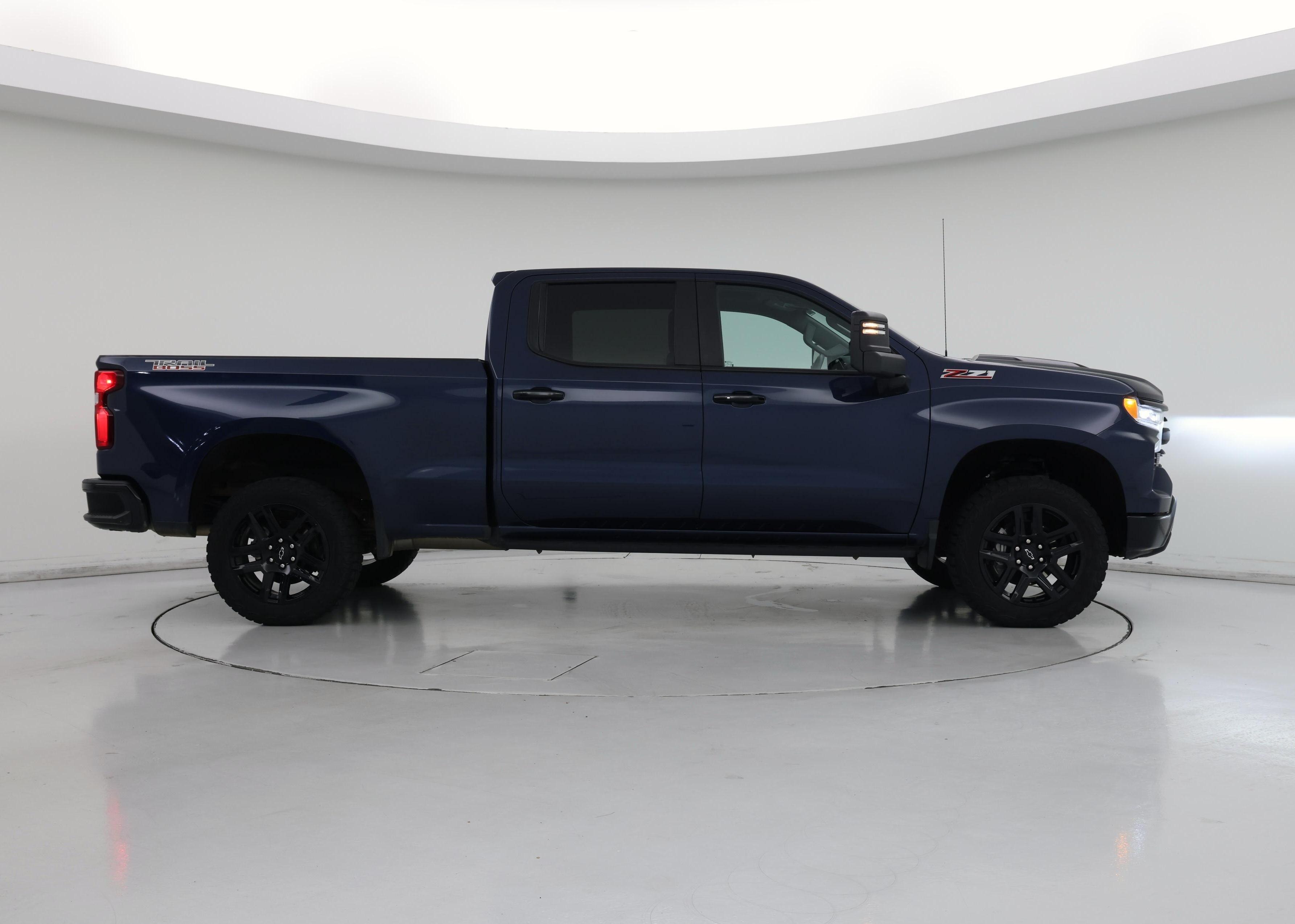 Thumbnail: 2023 Chevrolet Silverado 1500 - 7