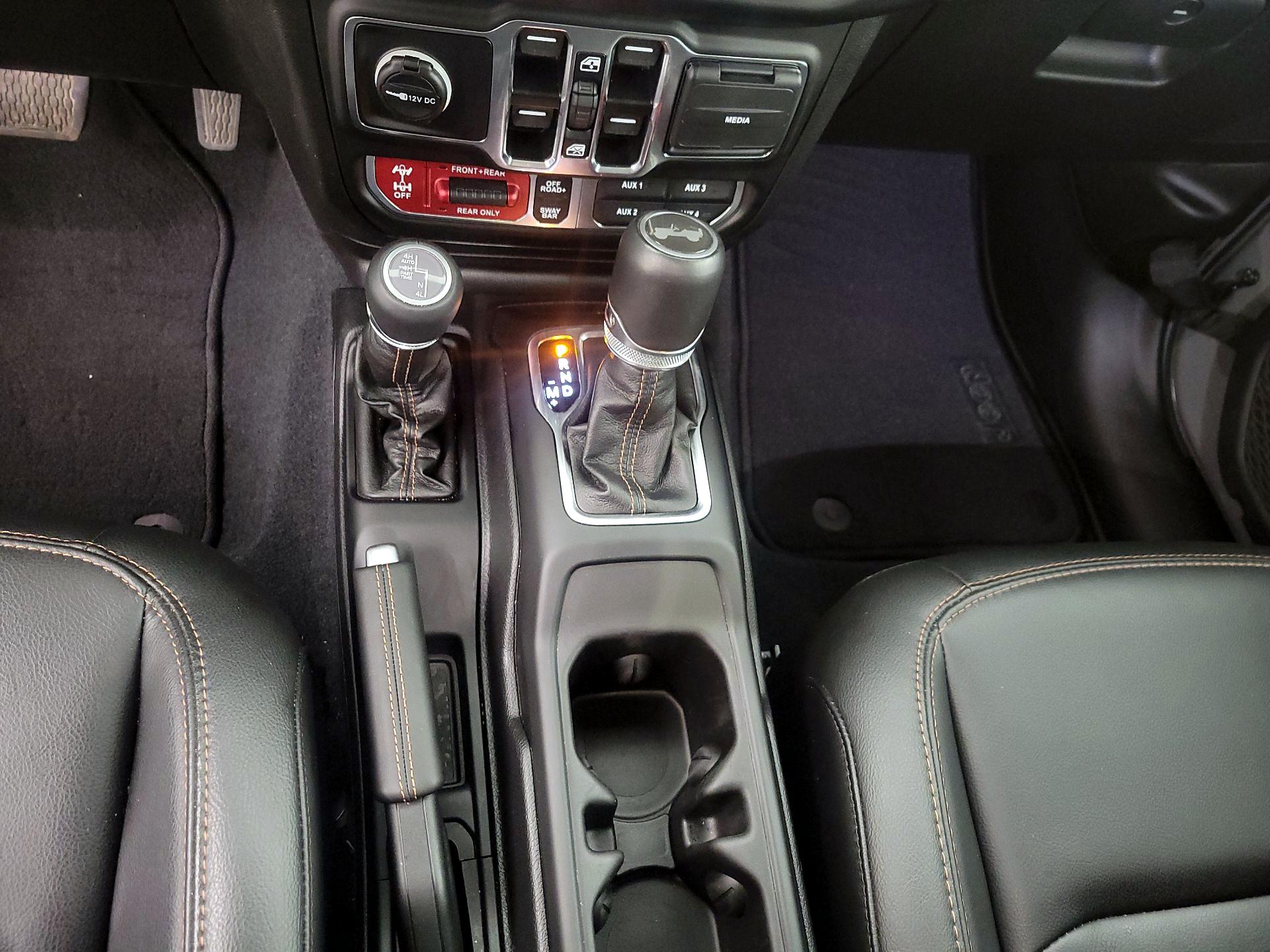 Thumbnail: 2023 Jeep Wrangler - 18