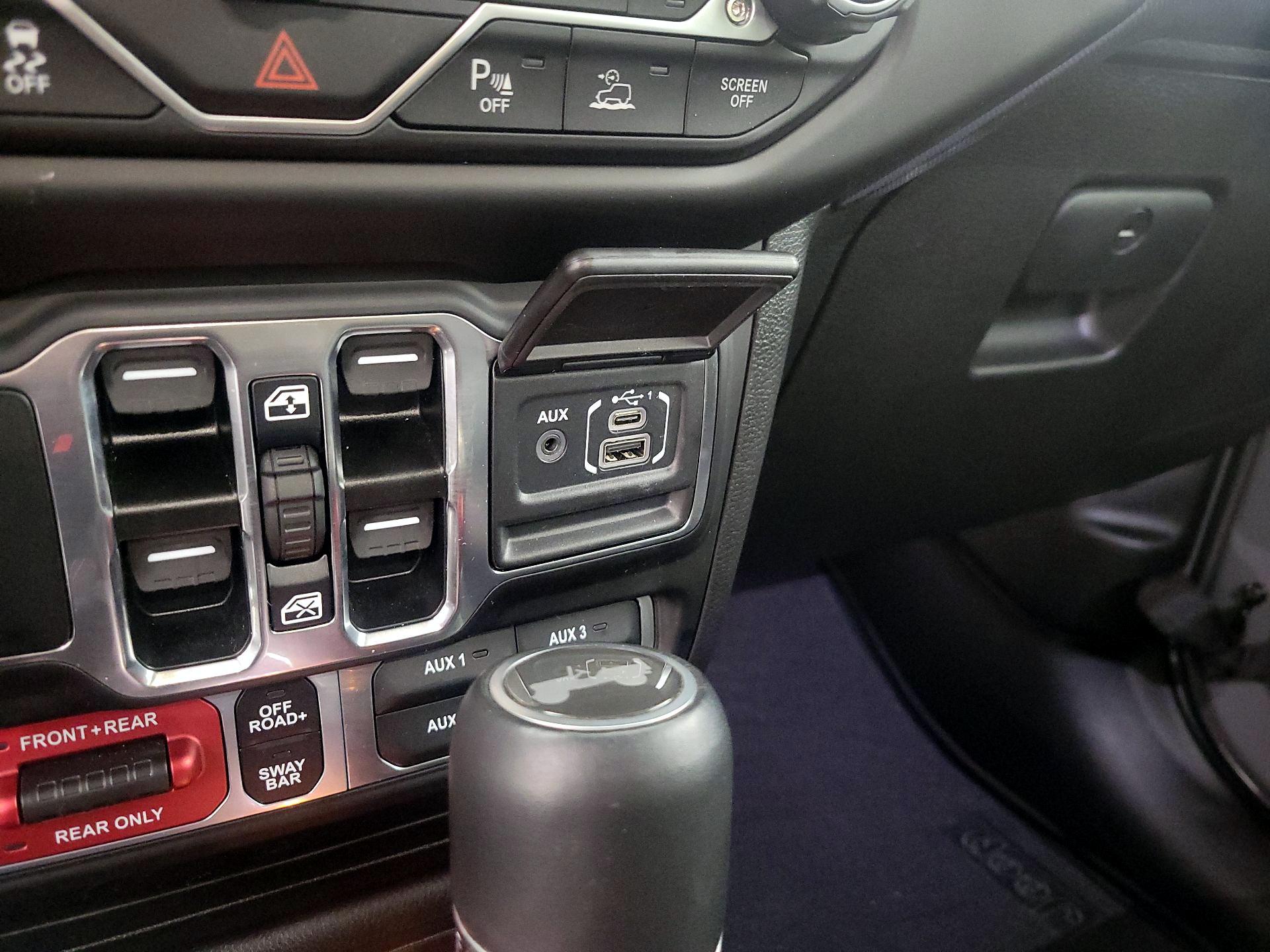 Thumbnail: 2023 Jeep Wrangler - 19