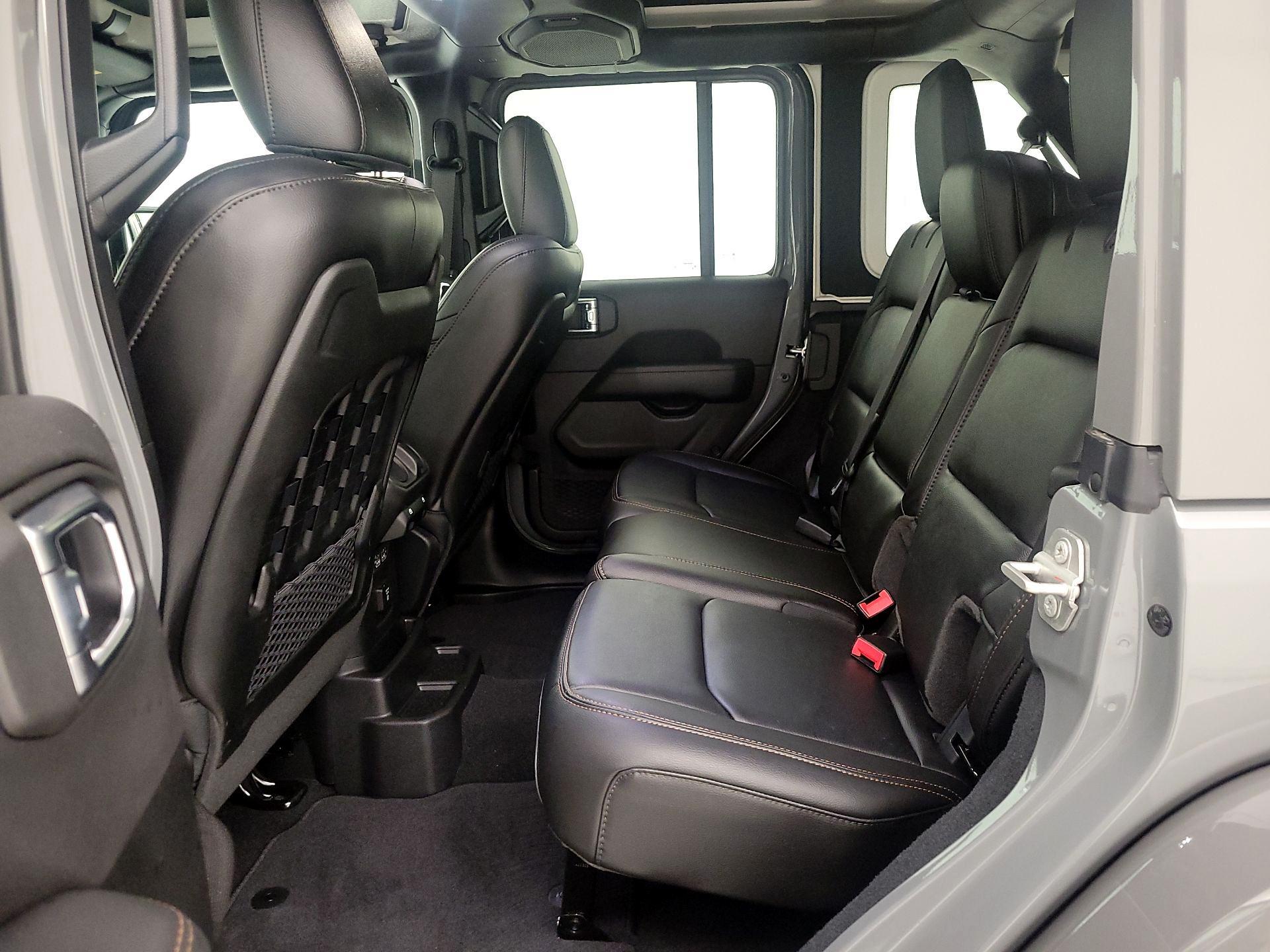 Thumbnail: 2023 Jeep Wrangler - 20