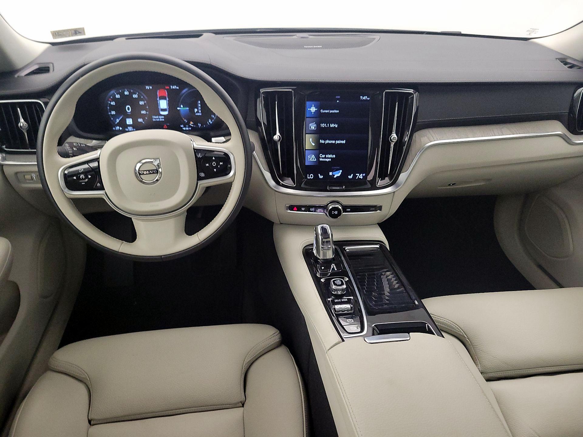 Thumbnail: 2019 Volvo S60 - 9