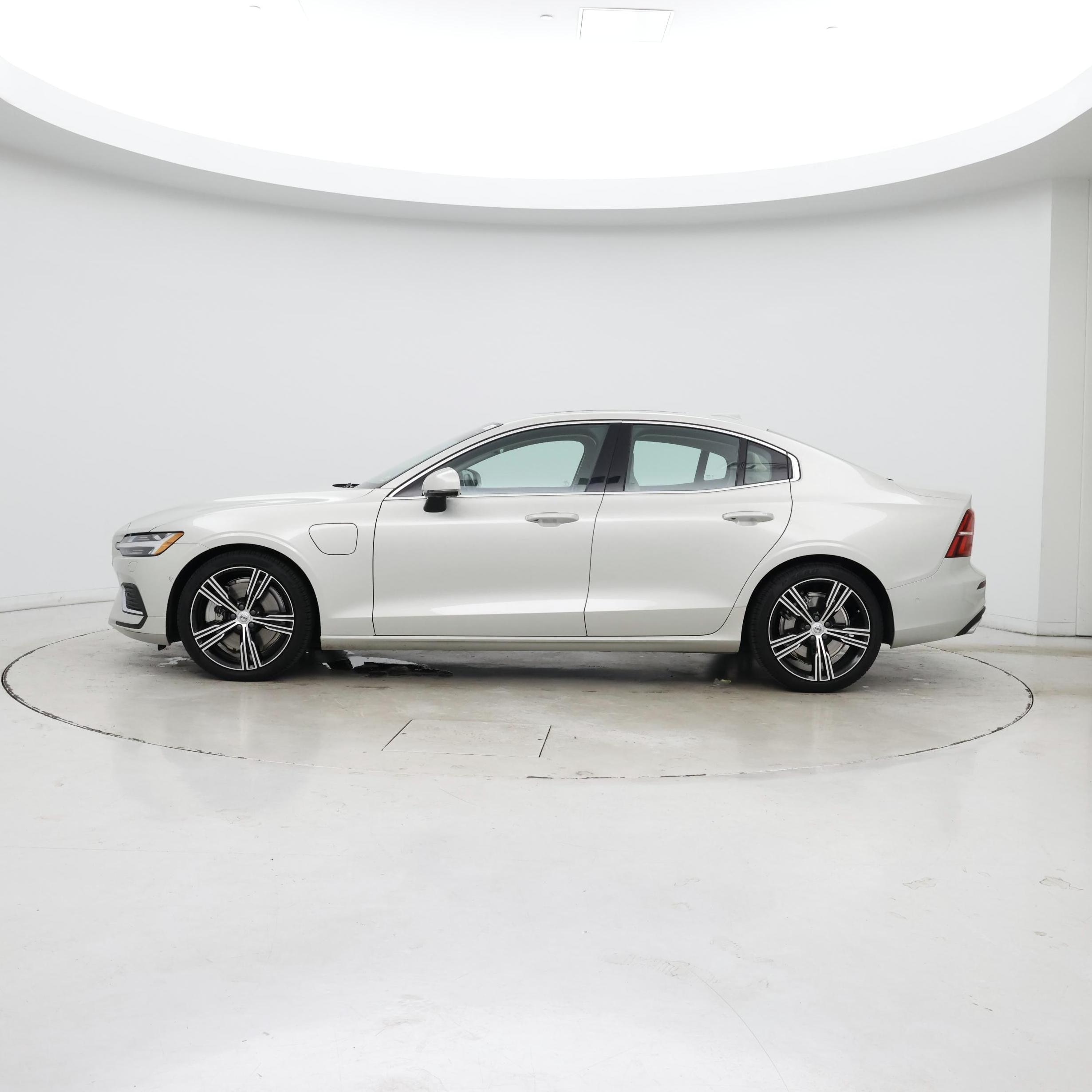Thumbnail: 2019 Volvo S60 - 3