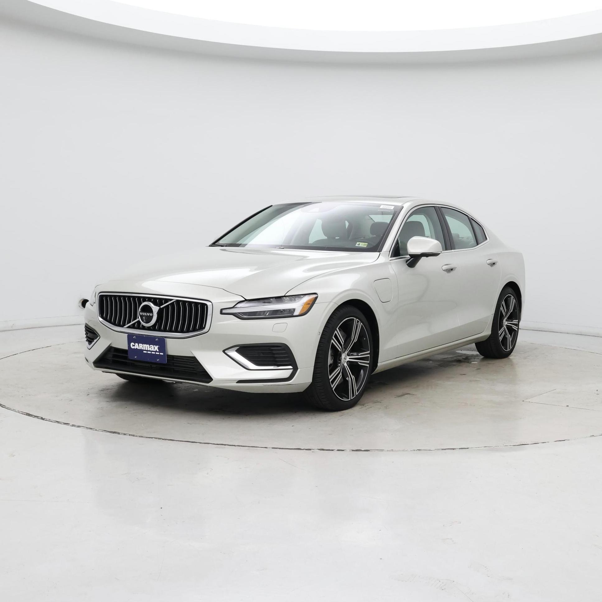 Thumbnail: 2019 Volvo S60 - 4