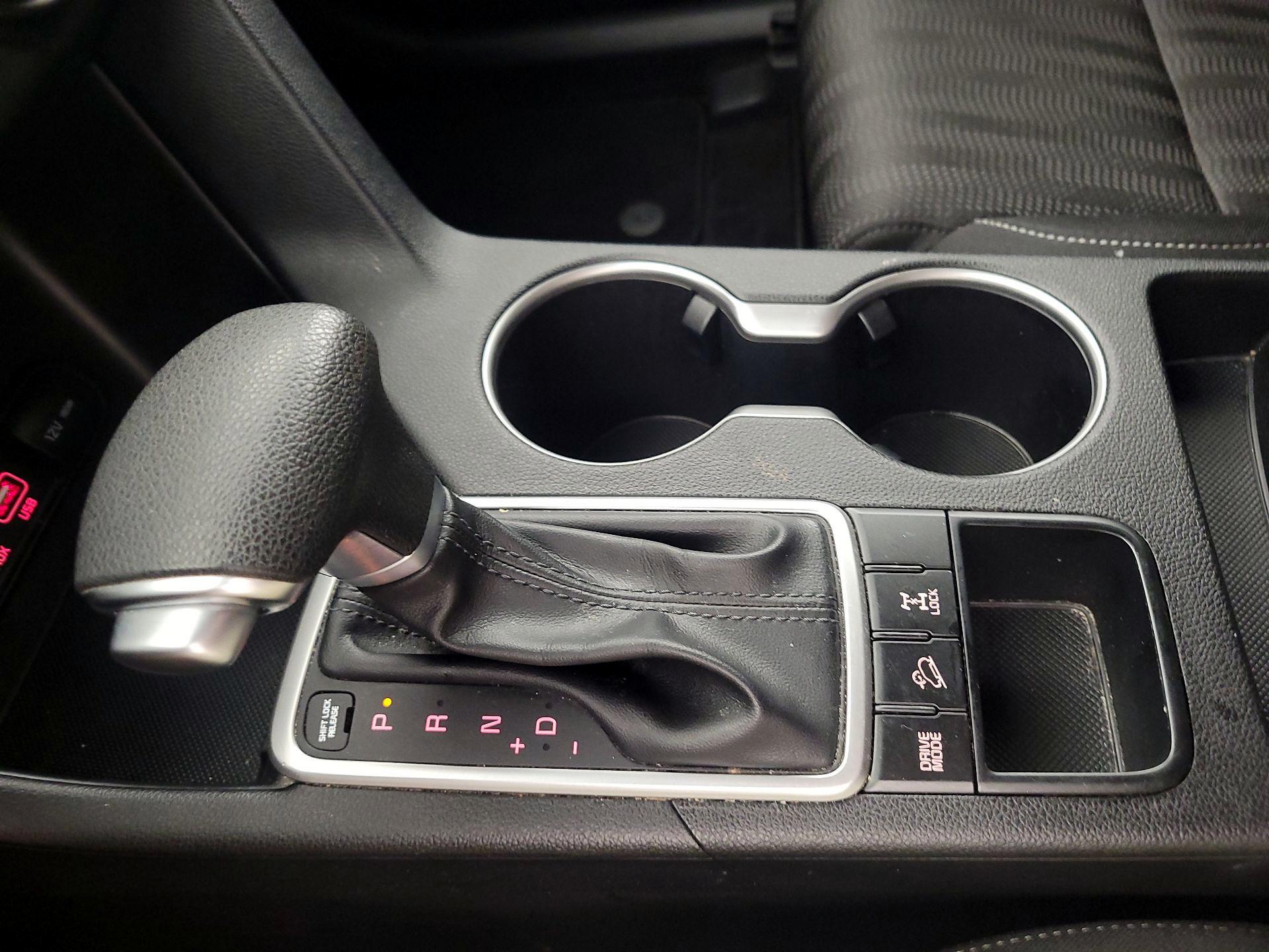 Thumbnail: 2017 Kia Sportage - 17