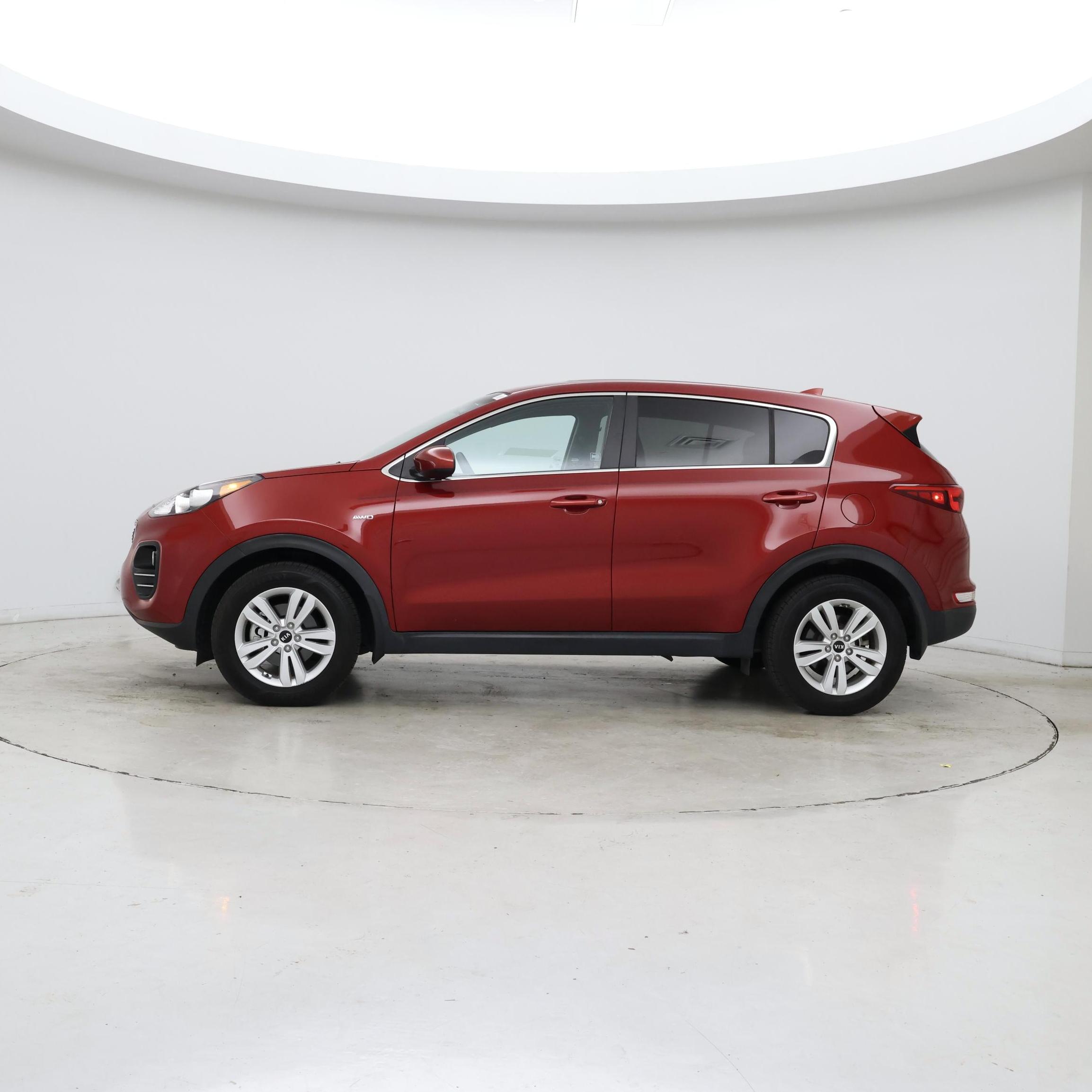 Thumbnail: 2017 Kia Sportage - 3