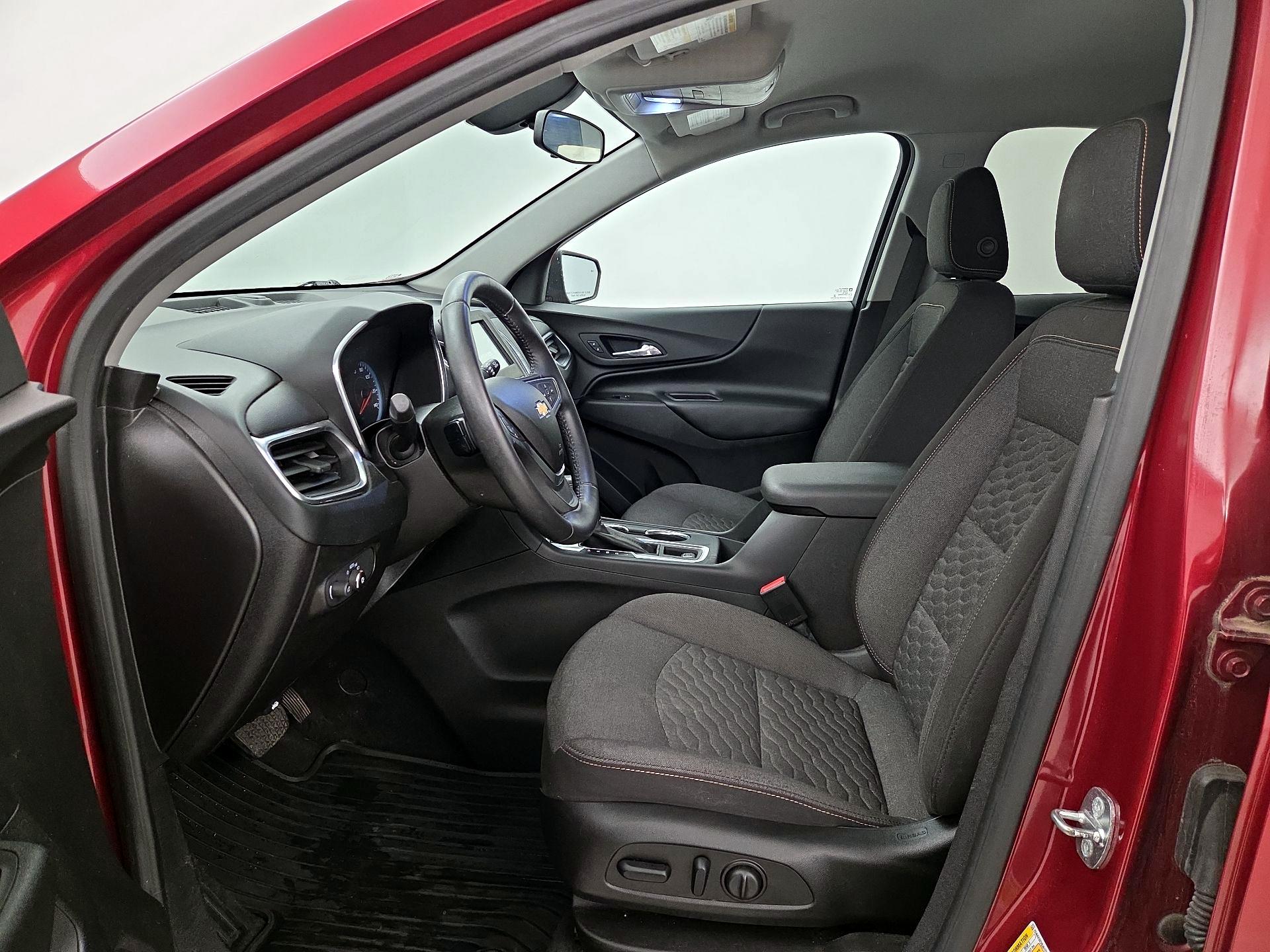 Thumbnail: 2018 Chevrolet Equinox - 11