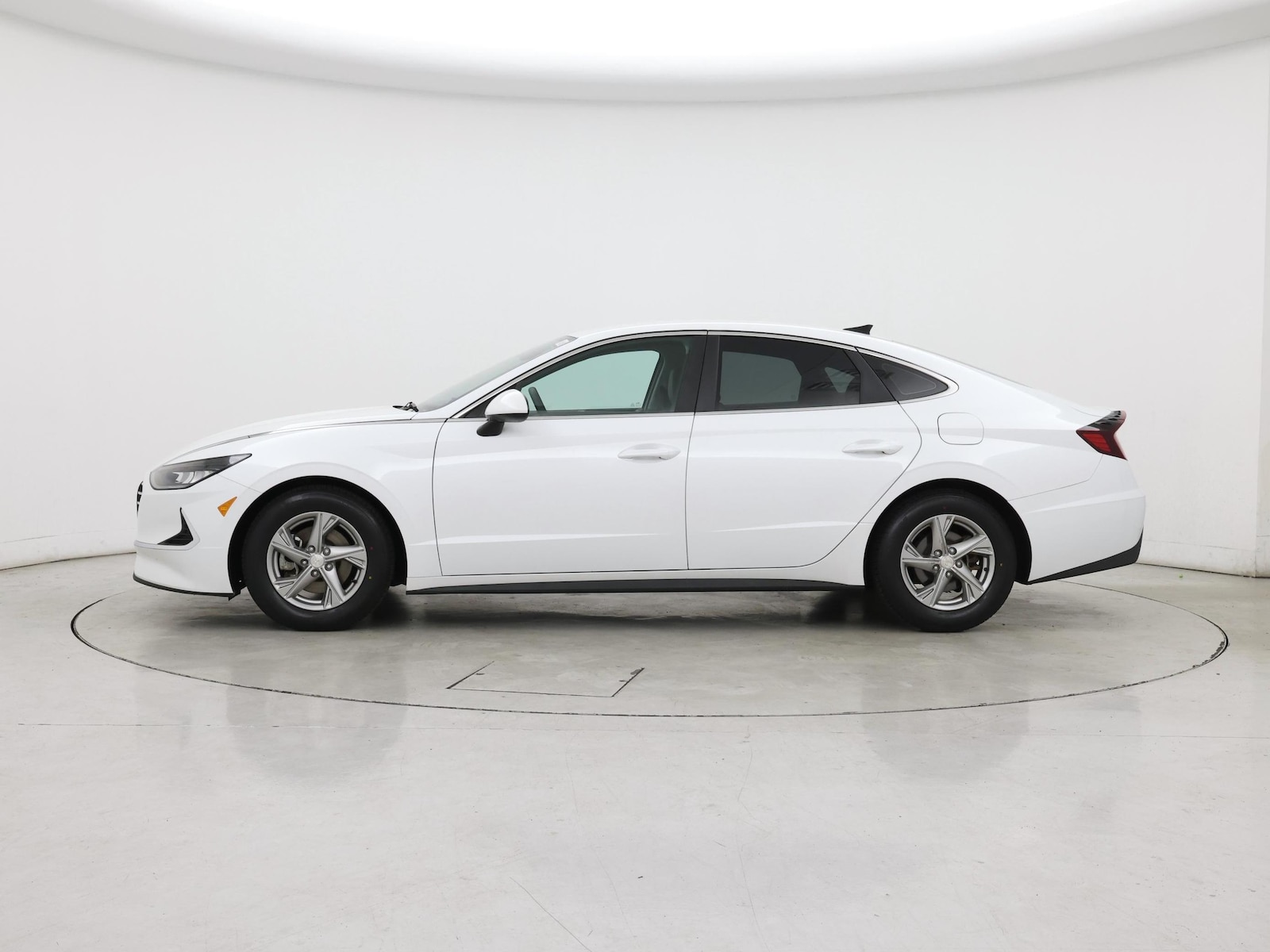 2020 Hyundai Sonata SE - Photo 4