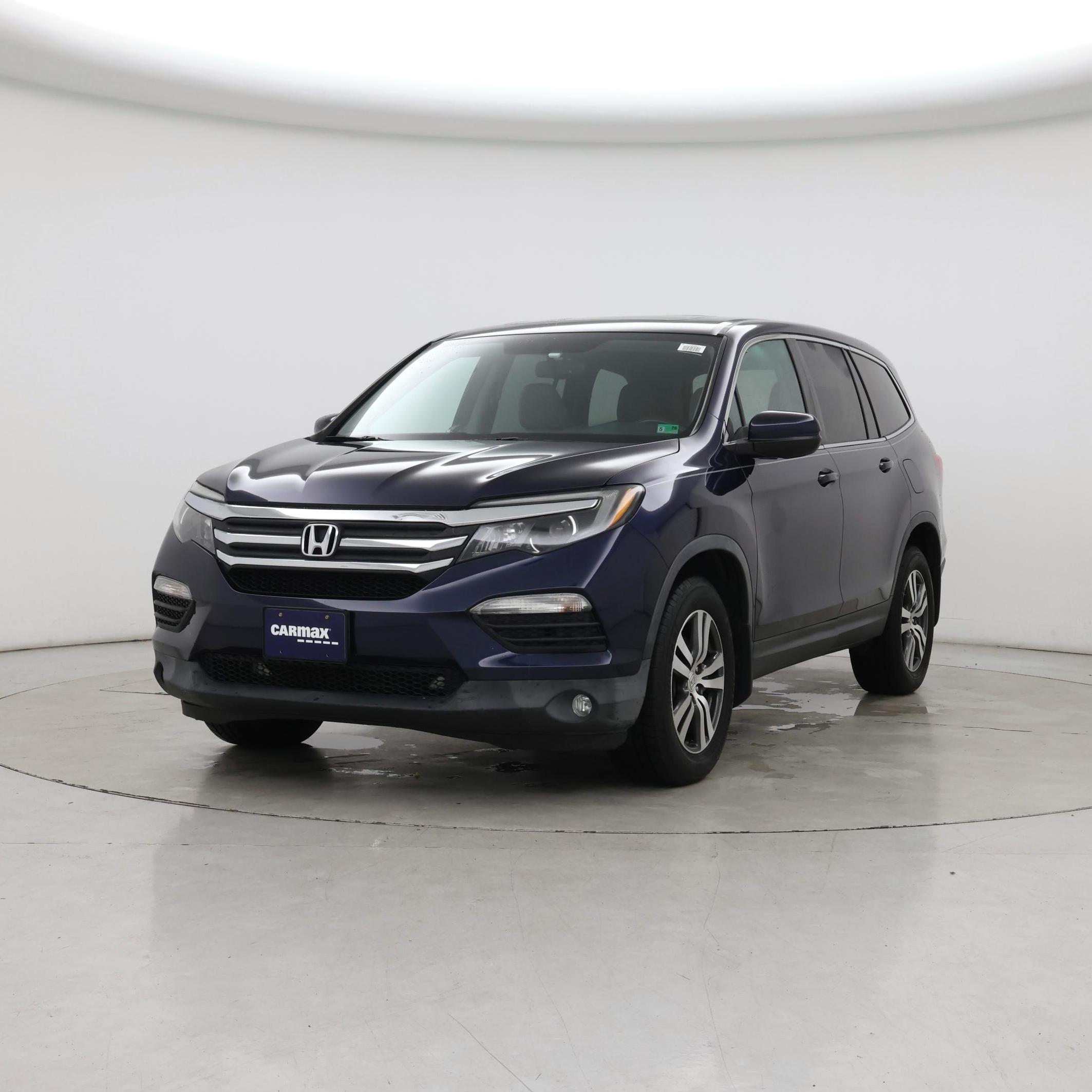 Thumbnail: 2017 Honda Pilot - 4