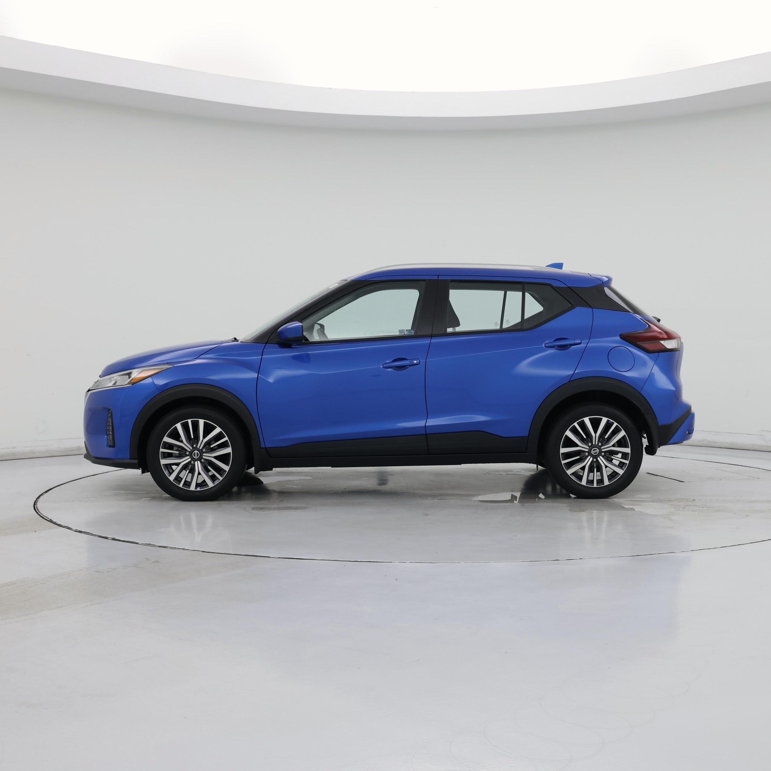 Thumbnail: 2021 Nissan Kicks - 3