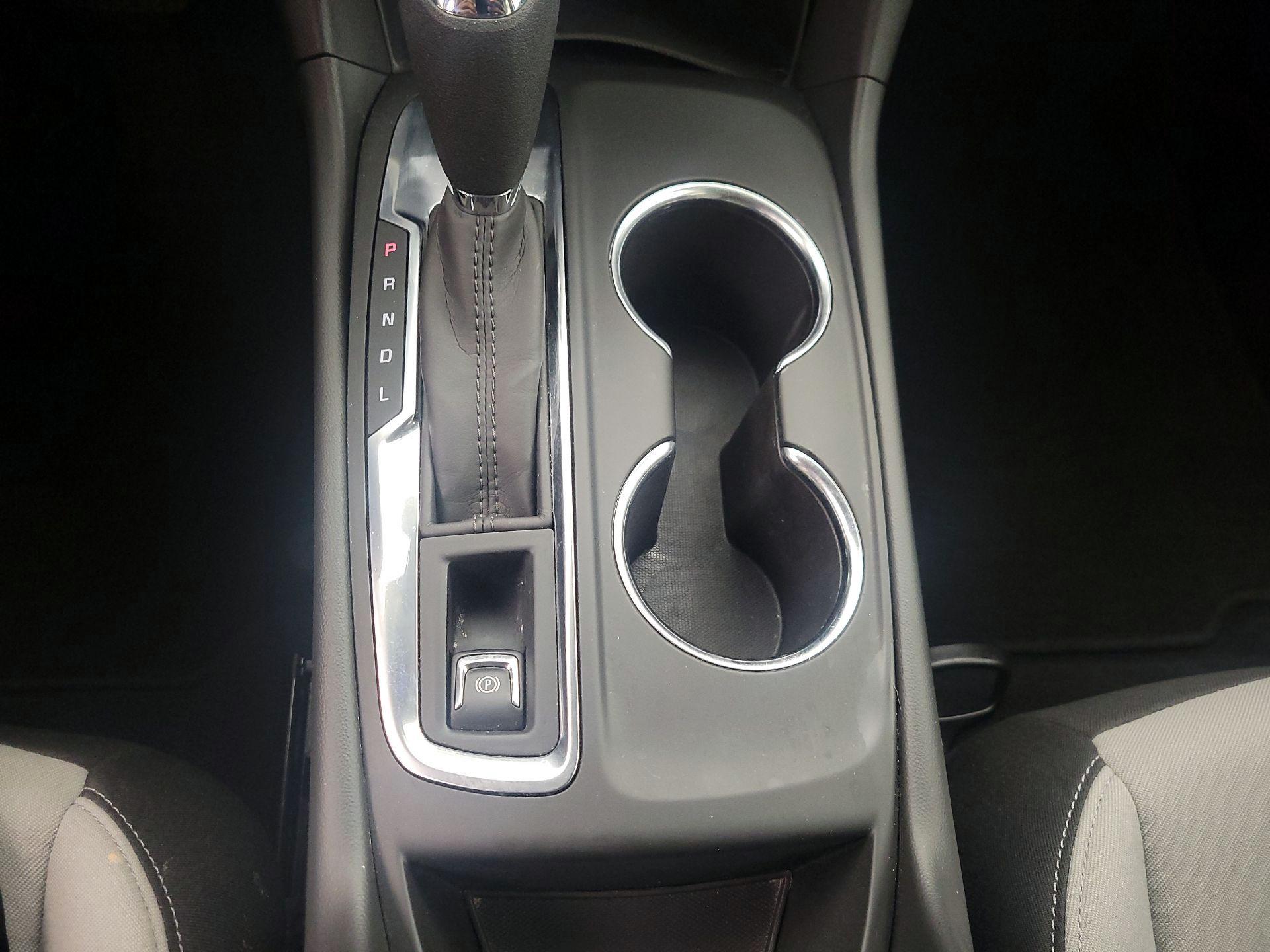 Thumbnail: 2021 Chevrolet Equinox - 18