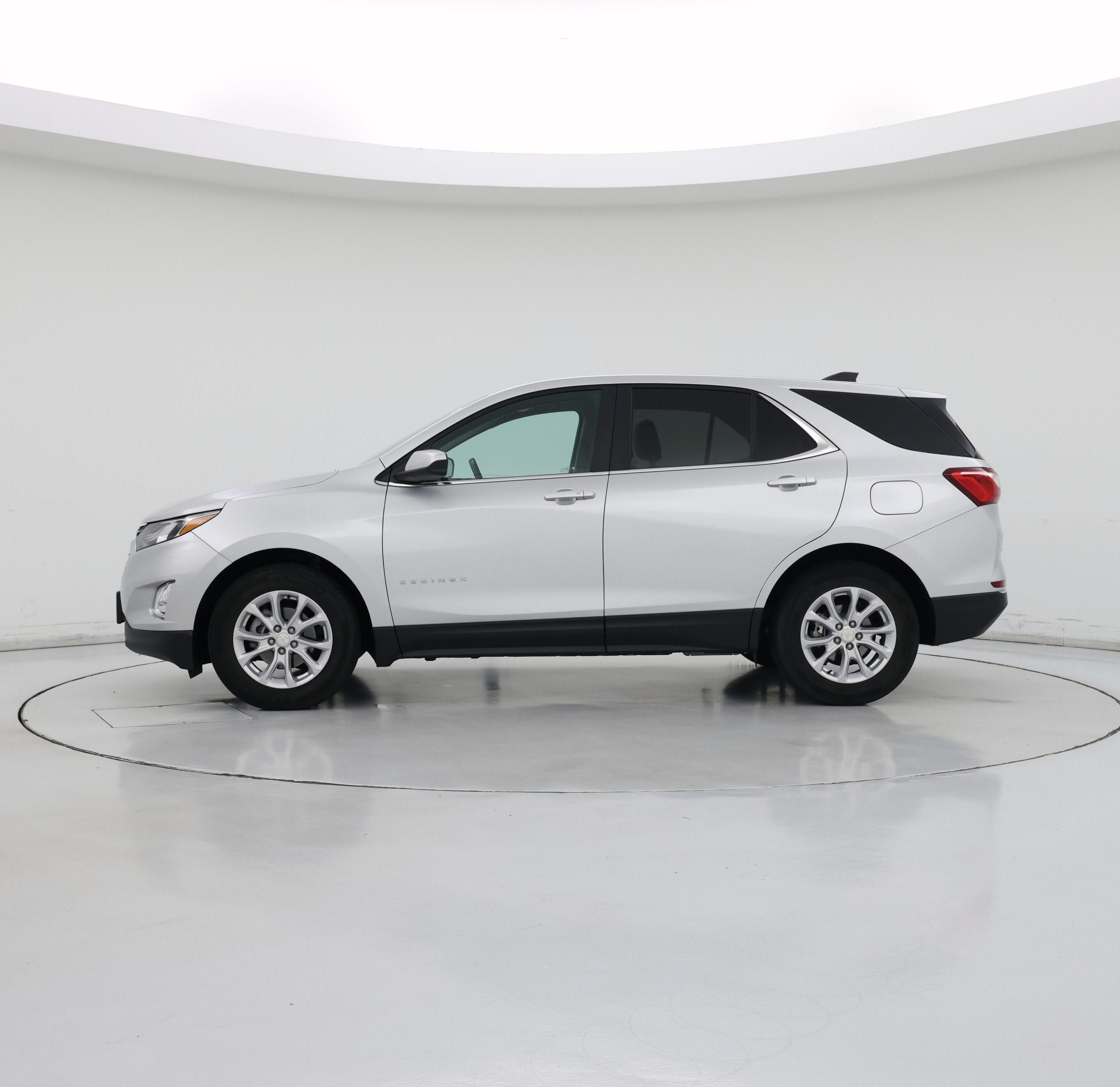 Thumbnail: 2021 Chevrolet Equinox - 3