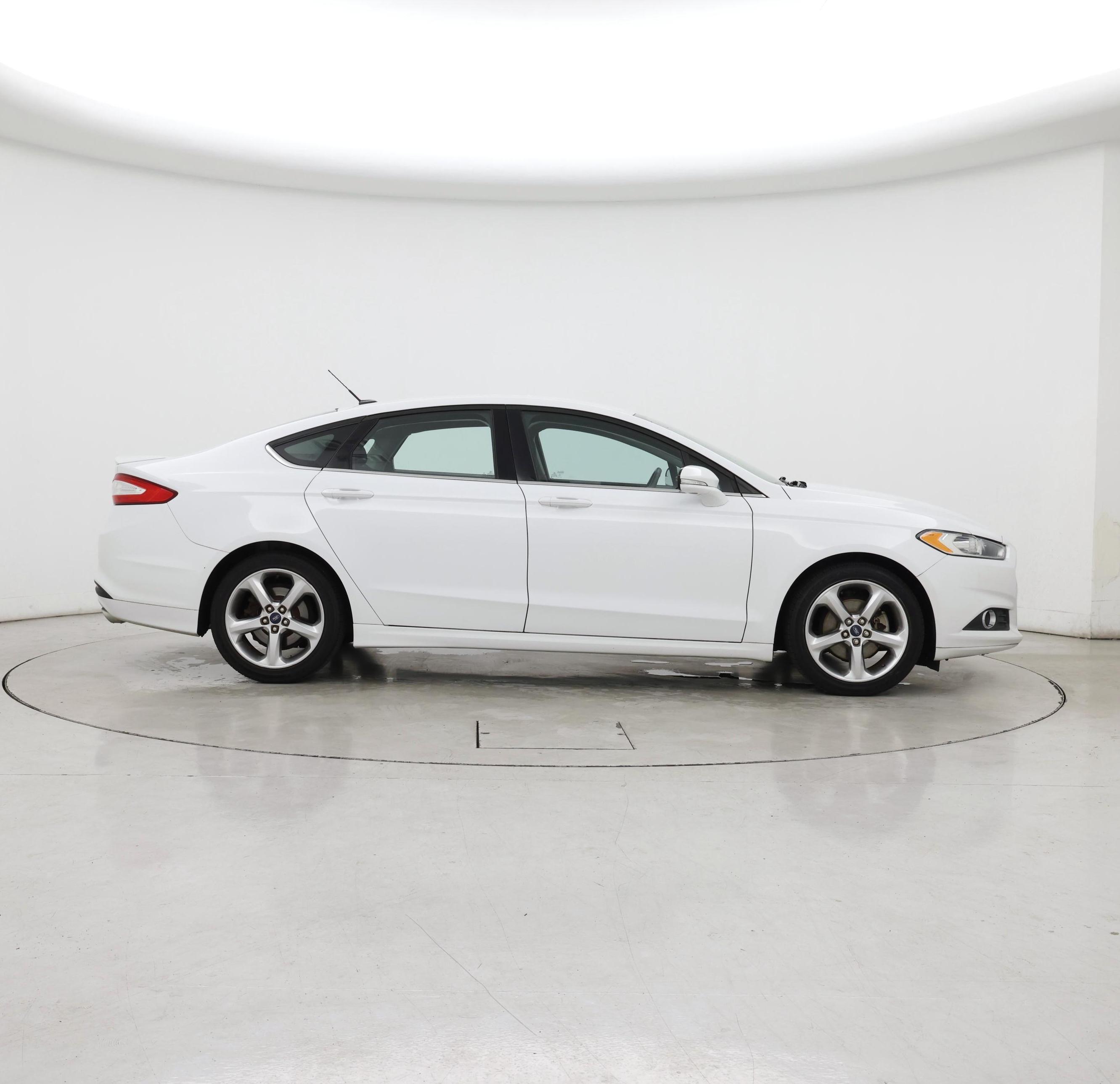 Thumbnail: 2014 Ford Fusion - 7