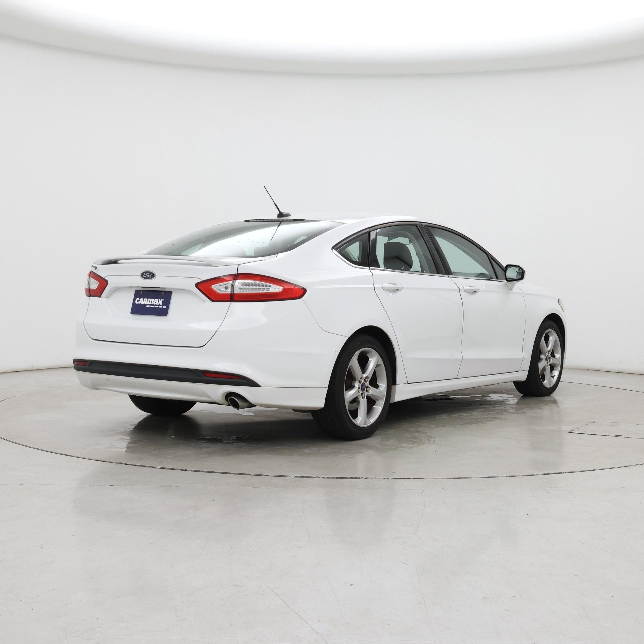 Thumbnail: 2014 Ford Fusion - 8