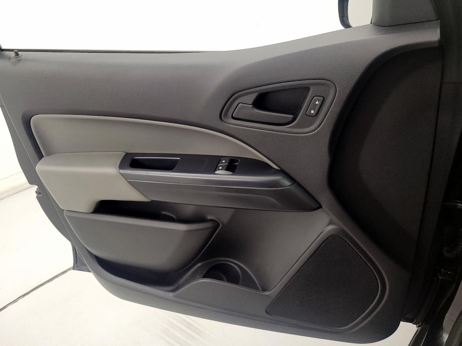 2021 Chevrolet Colorado Work Truck - Photo 13