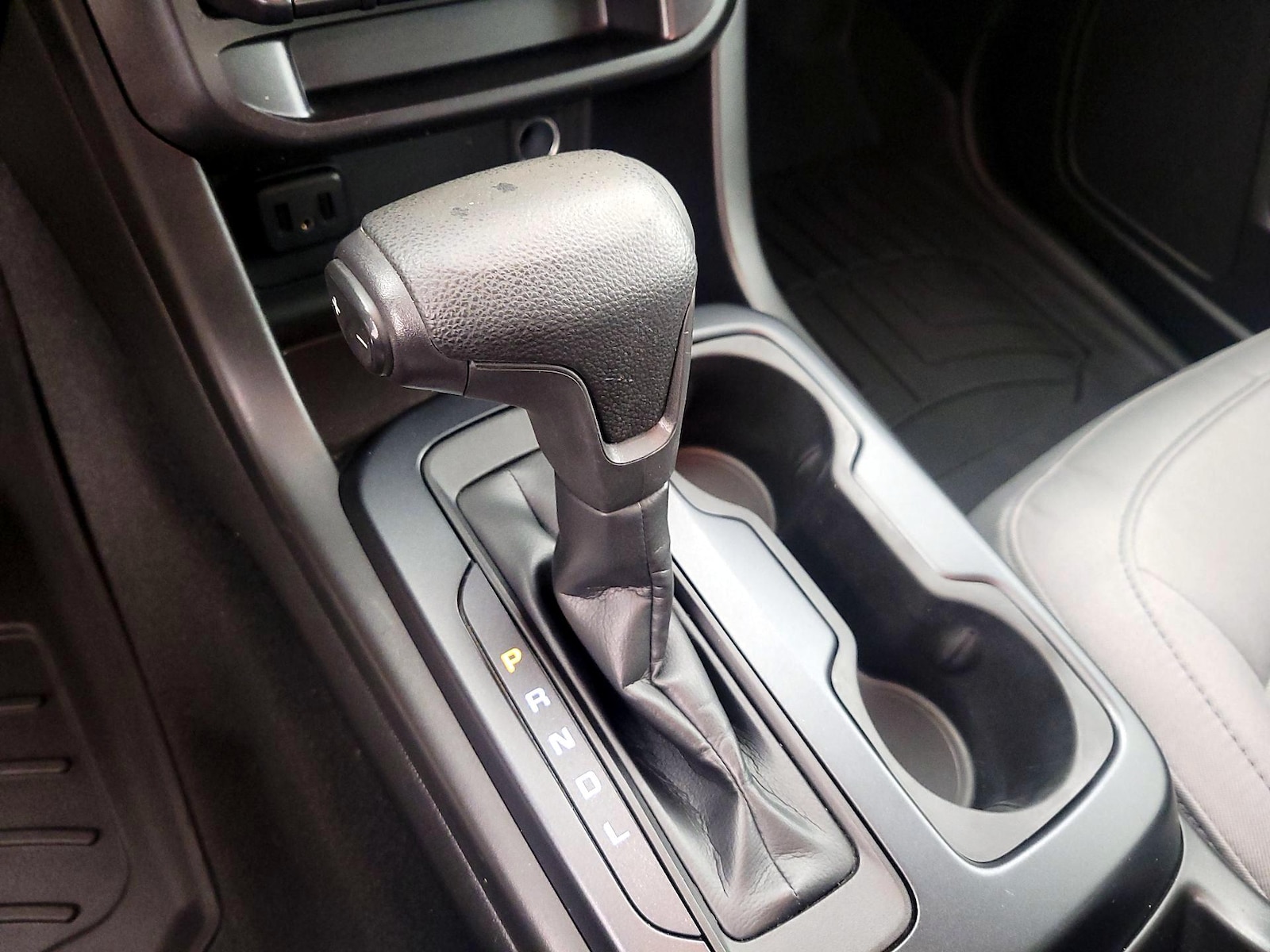 2021 Chevrolet Colorado Work Truck - Photo 18