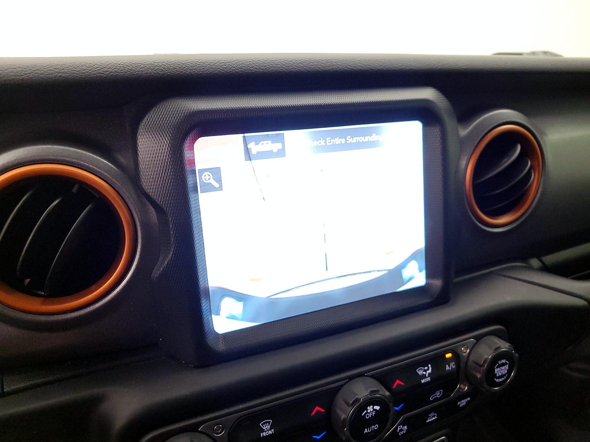 Thumbnail: 2021 Jeep Gladiator - 15