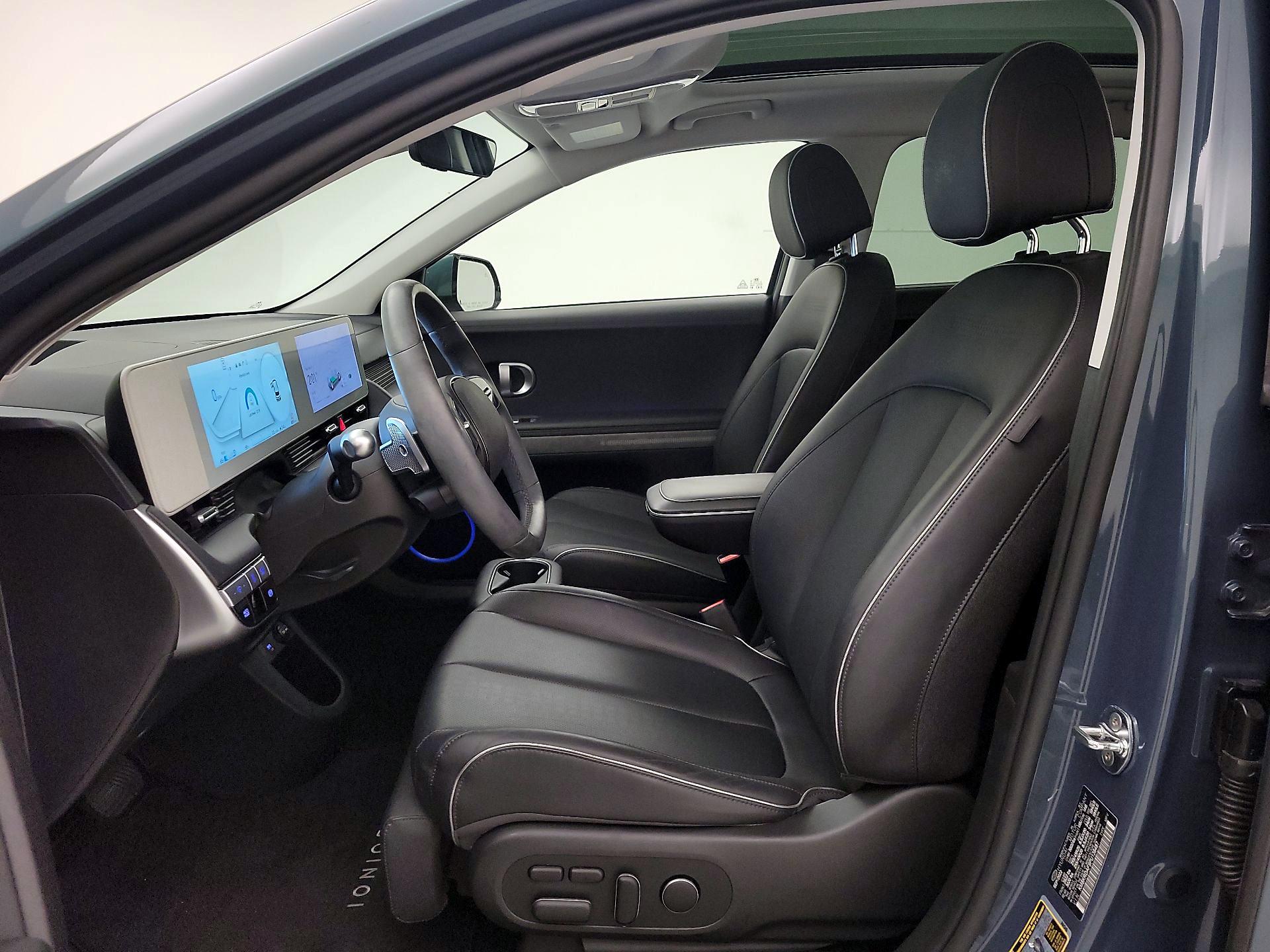 Thumbnail: 2023 Hyundai Ioniq 5 - 11